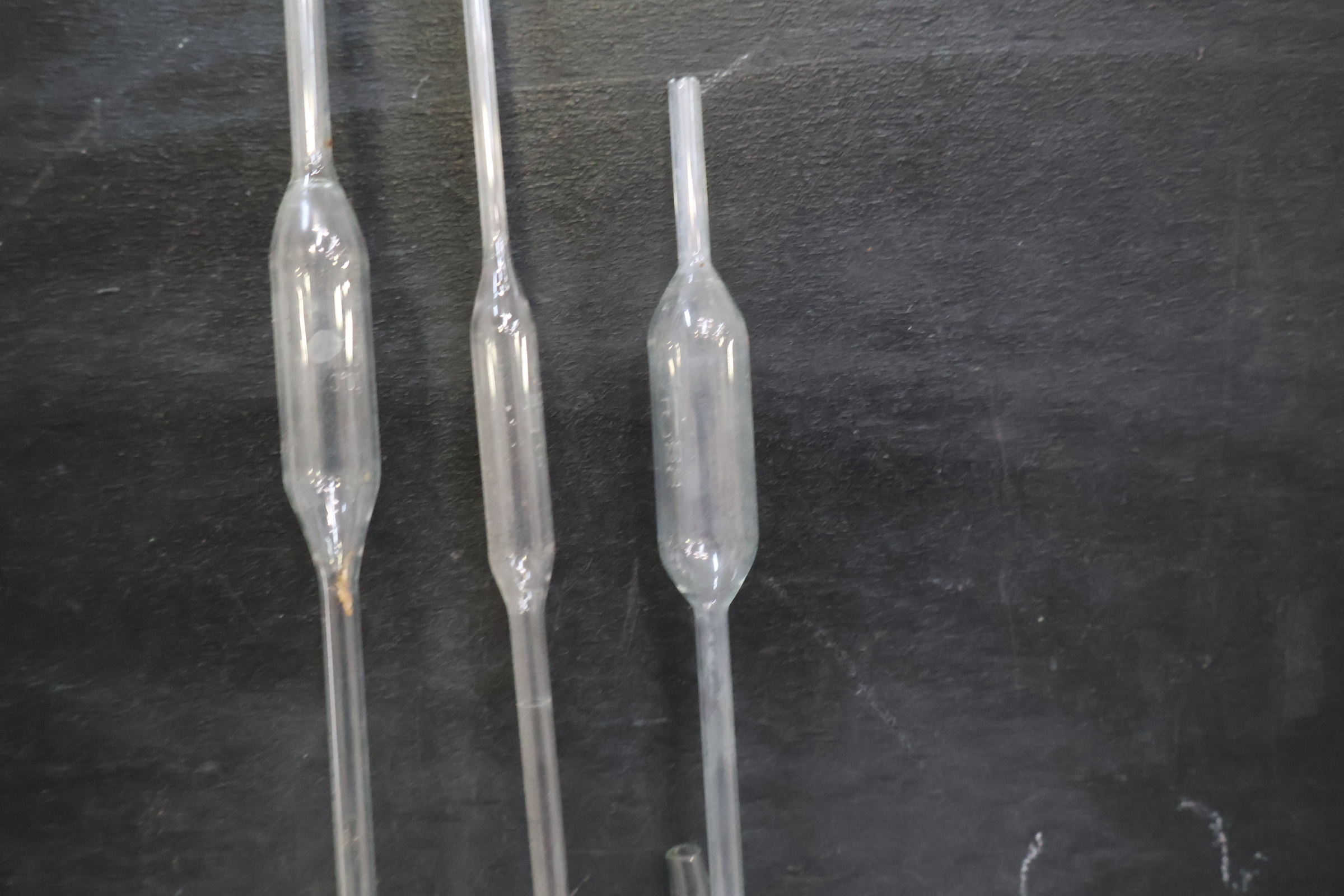 Set glazen laboratoriumapparatuur – foto 7 – kavel bij GSD Auctions, Zoeterwoude