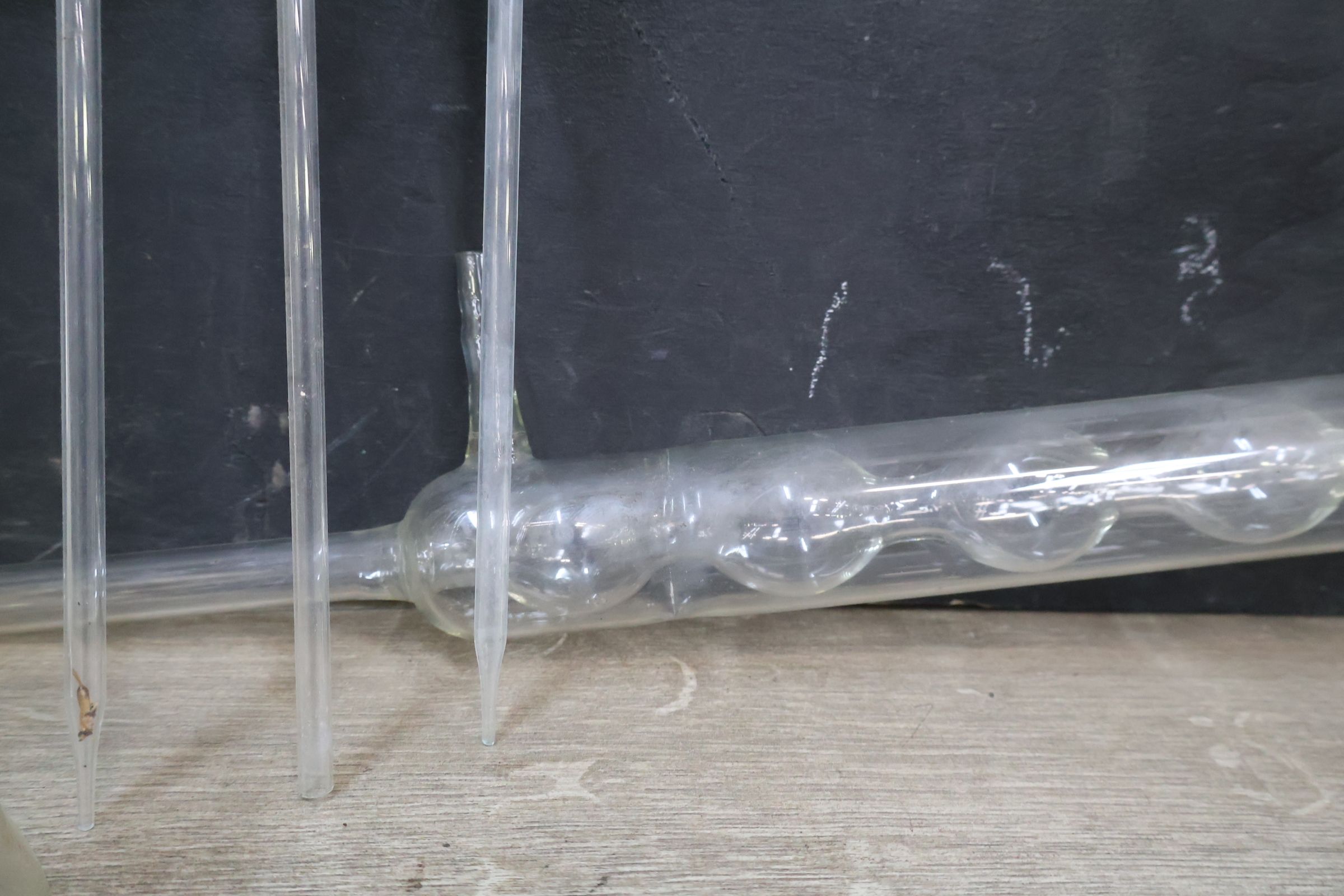 Set glazen laboratoriumapparatuur – foto 8 – kavel bij GSD Auctions, Zoeterwoude