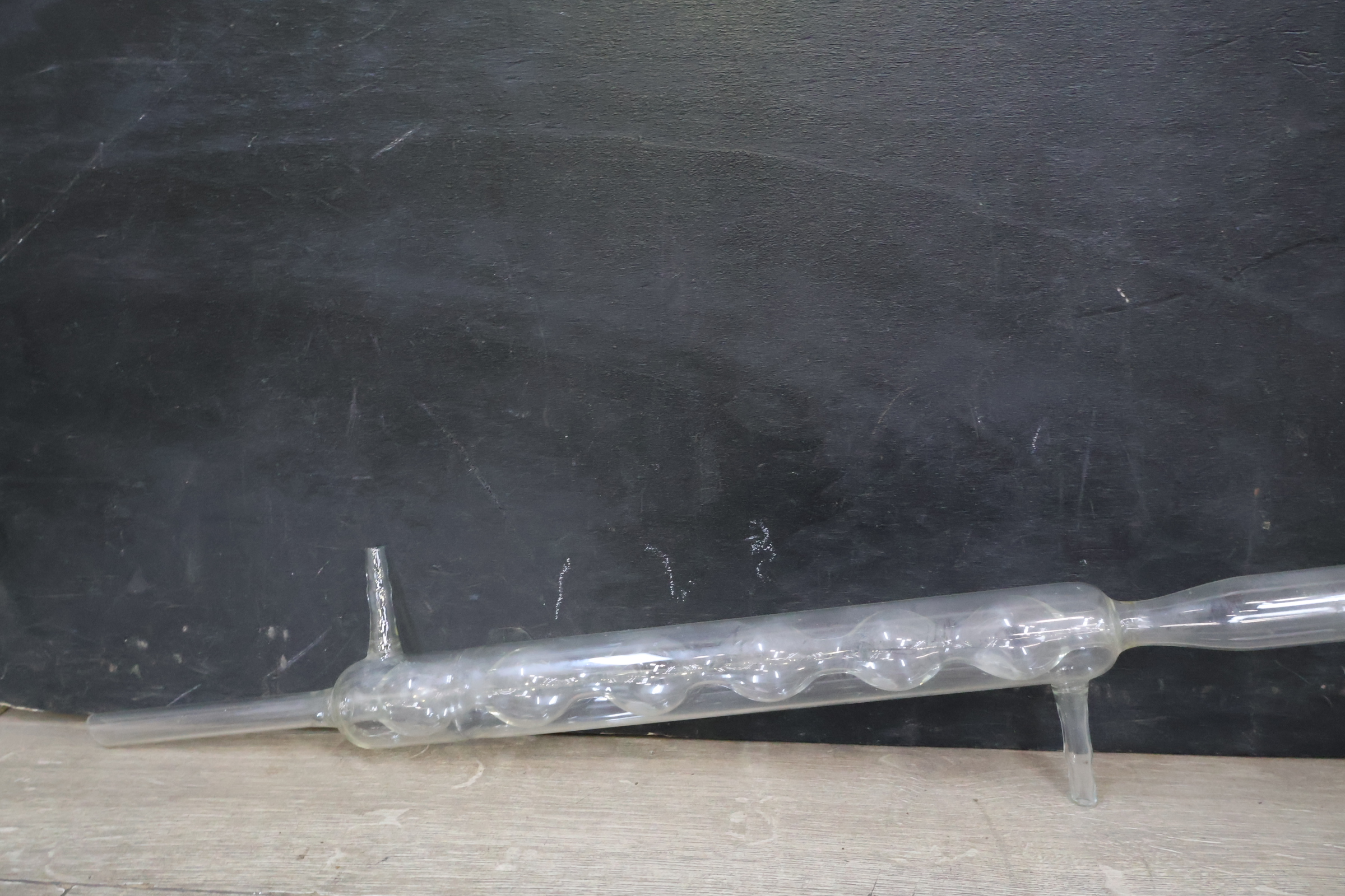 Set glazen laboratoriumapparatuur – foto 12 – kavel bij GSD Auctions, Zoeterwoude