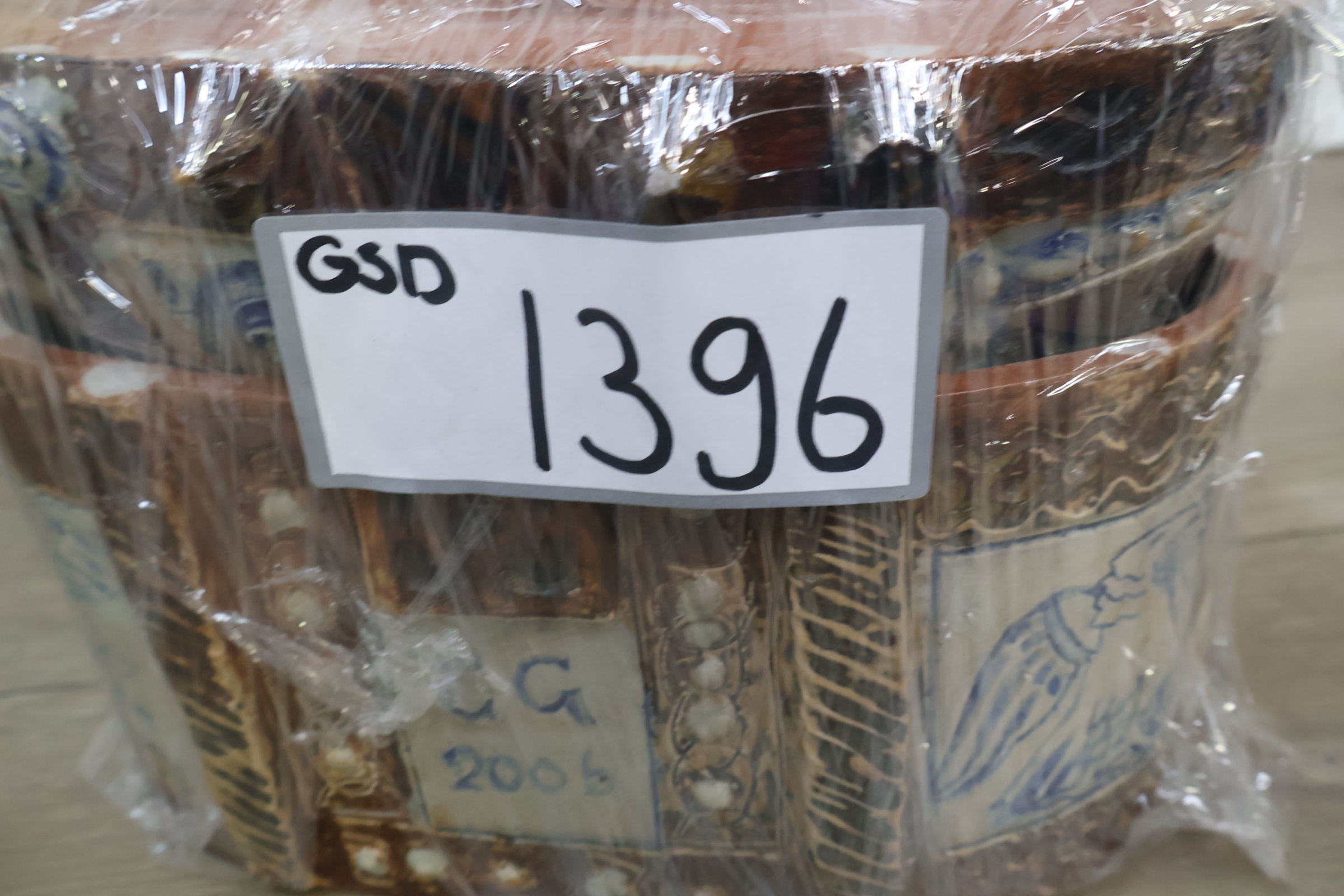 Decoratieve keramische sierkist – foto 21 – kavel bij GSD Auctions, Zoeterwoude