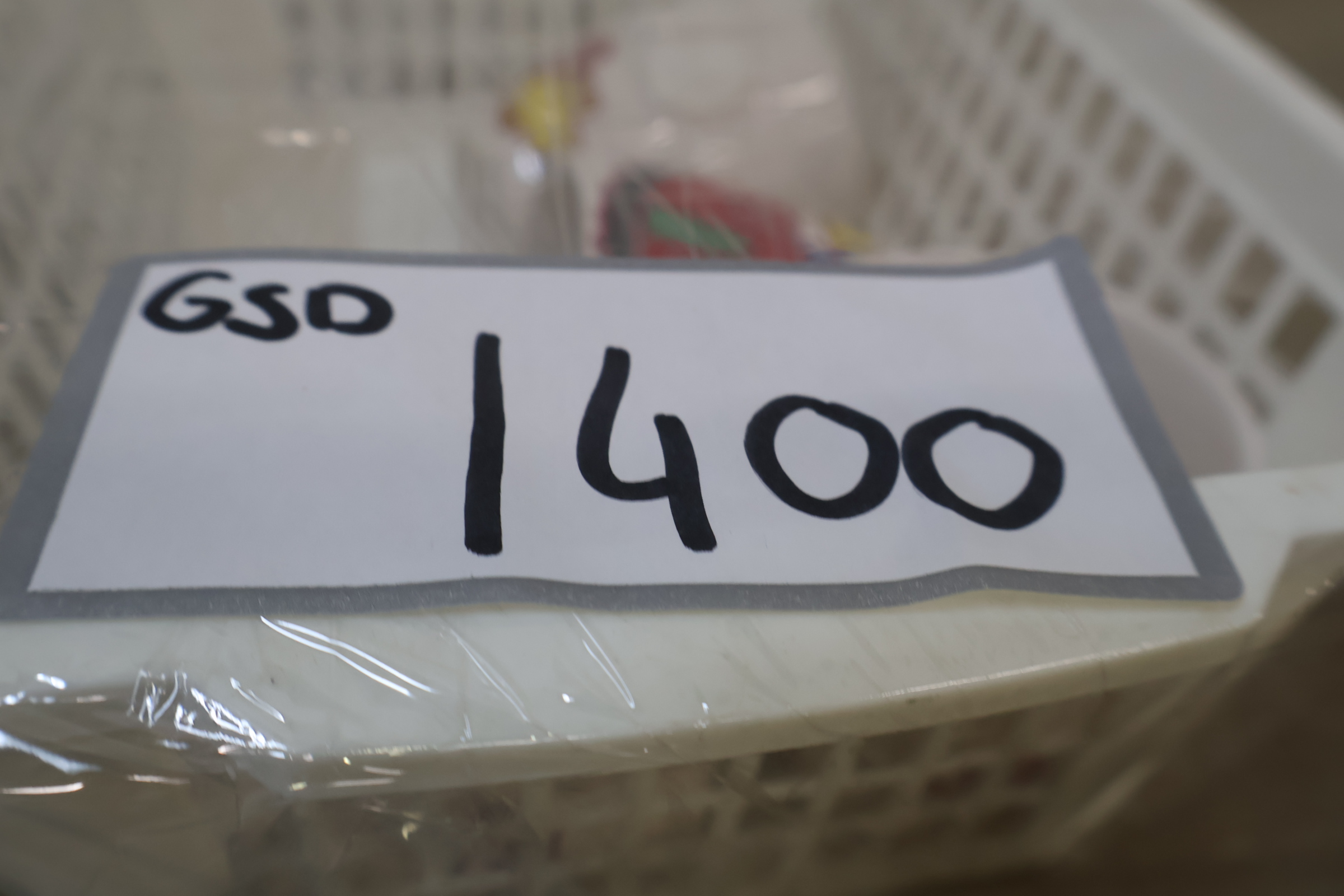 Set van 4 D.E. espresso kopjes met kleurrijke print – foto 10 – kavel bij GSD Auctions, Zoeterwoude