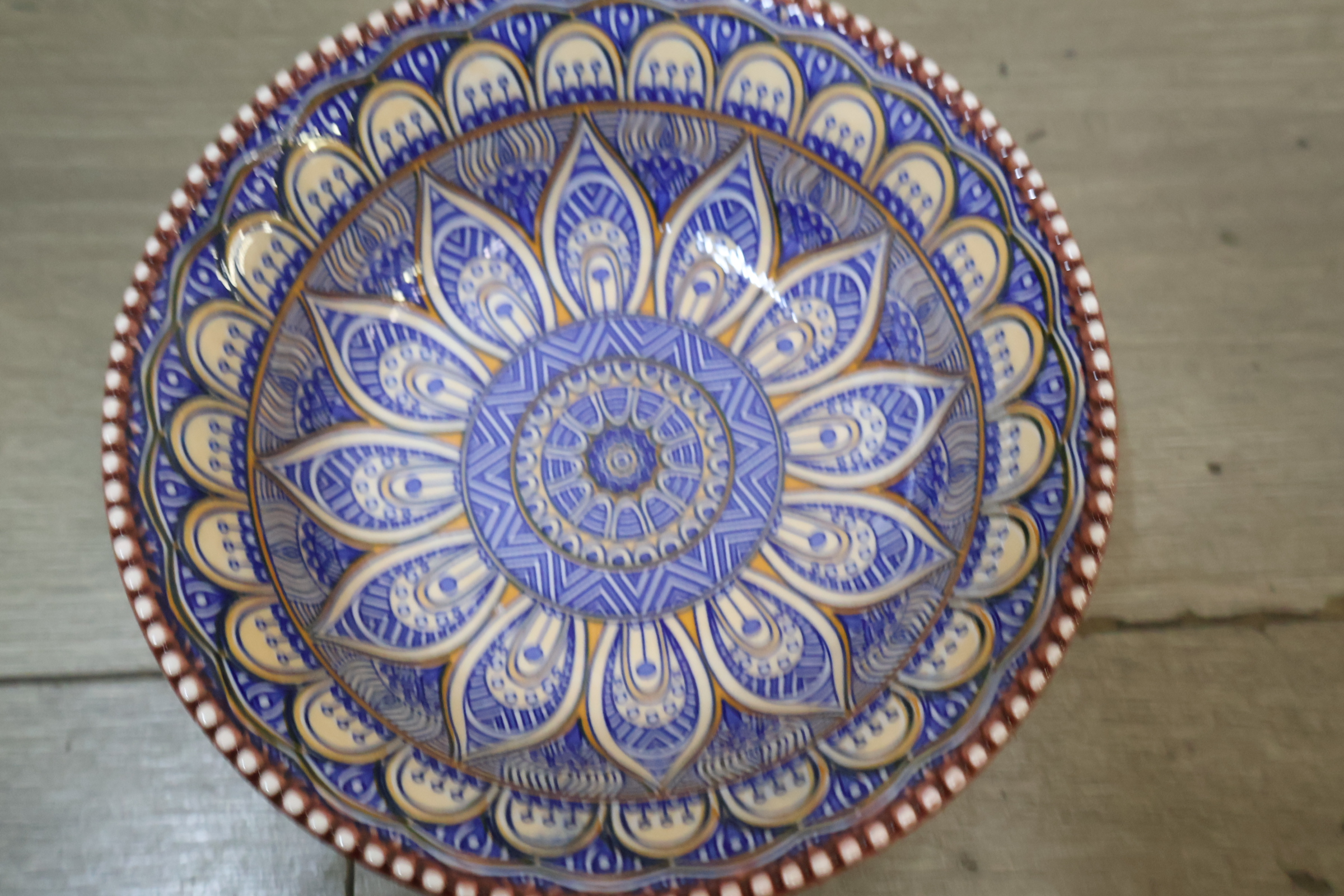 Antiek Perzisch Qajar-keramiekflesje met deco schaal – foto 5 – kavel bij GSD Auctions, Zoeterwoude