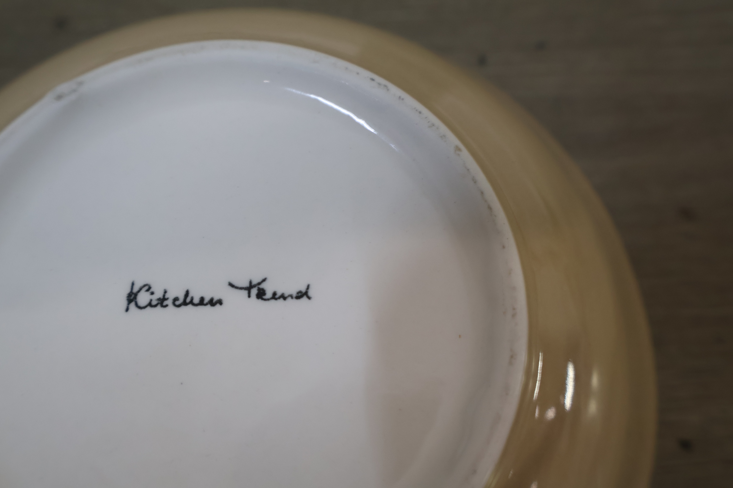 Antiek Perzisch Qajar-keramiekflesje met deco schaal – foto 7 – kavel bij GSD Auctions, Zoeterwoude