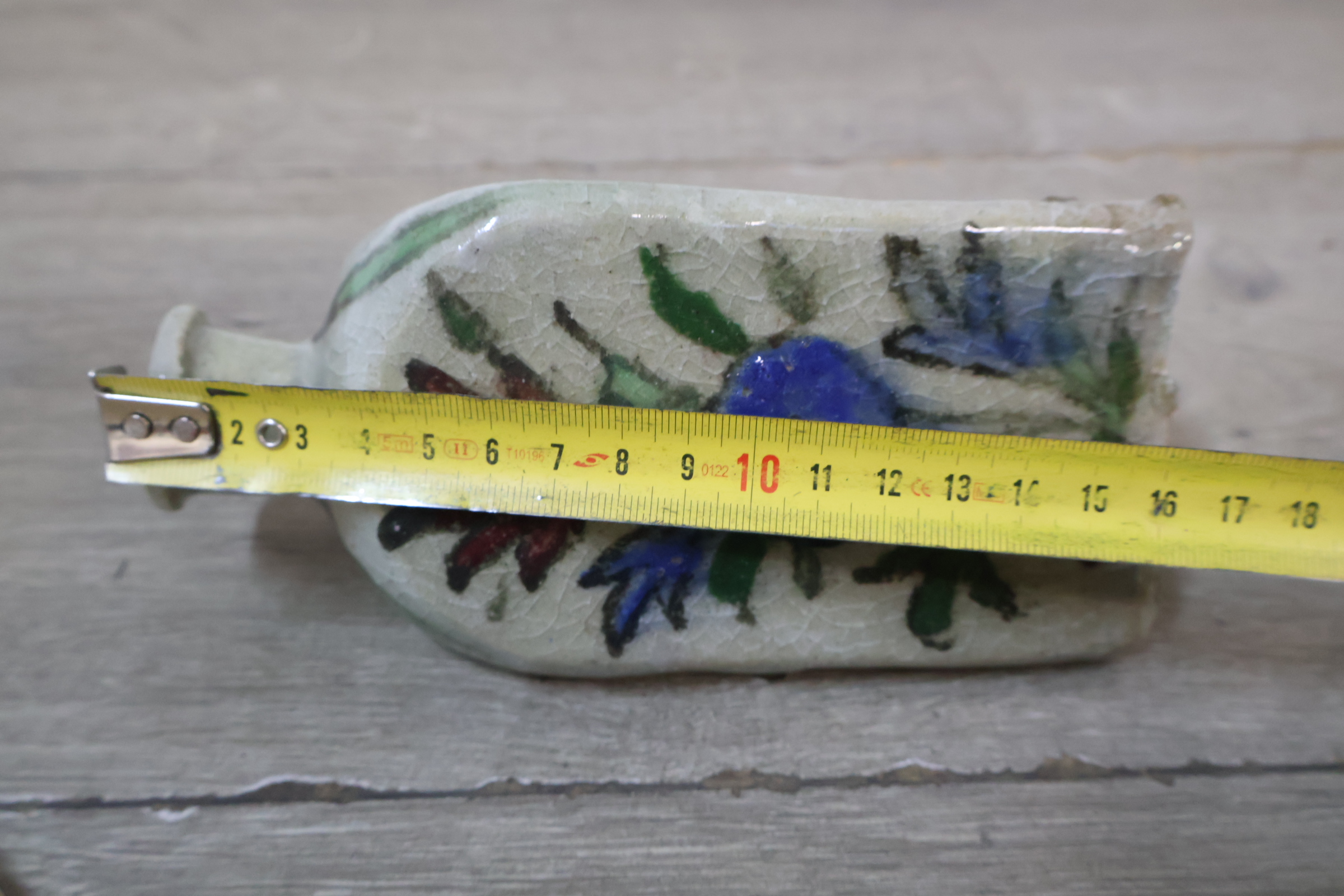 Antiek Perzisch Qajar-keramiekflesje met deco schaal – foto 13 – kavel bij GSD Auctions, Zoeterwoude