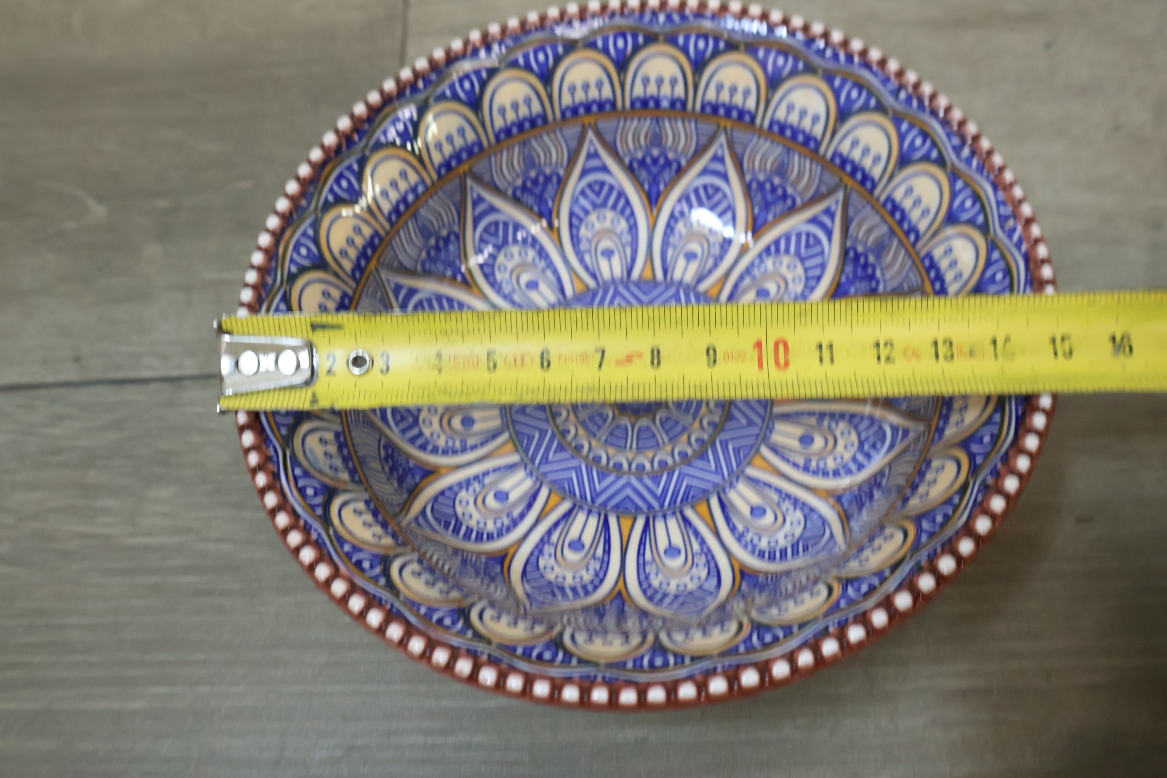Antiek Perzisch Qajar-keramiekflesje met deco schaal – foto 15 – kavel bij GSD Auctions, Zoeterwoude