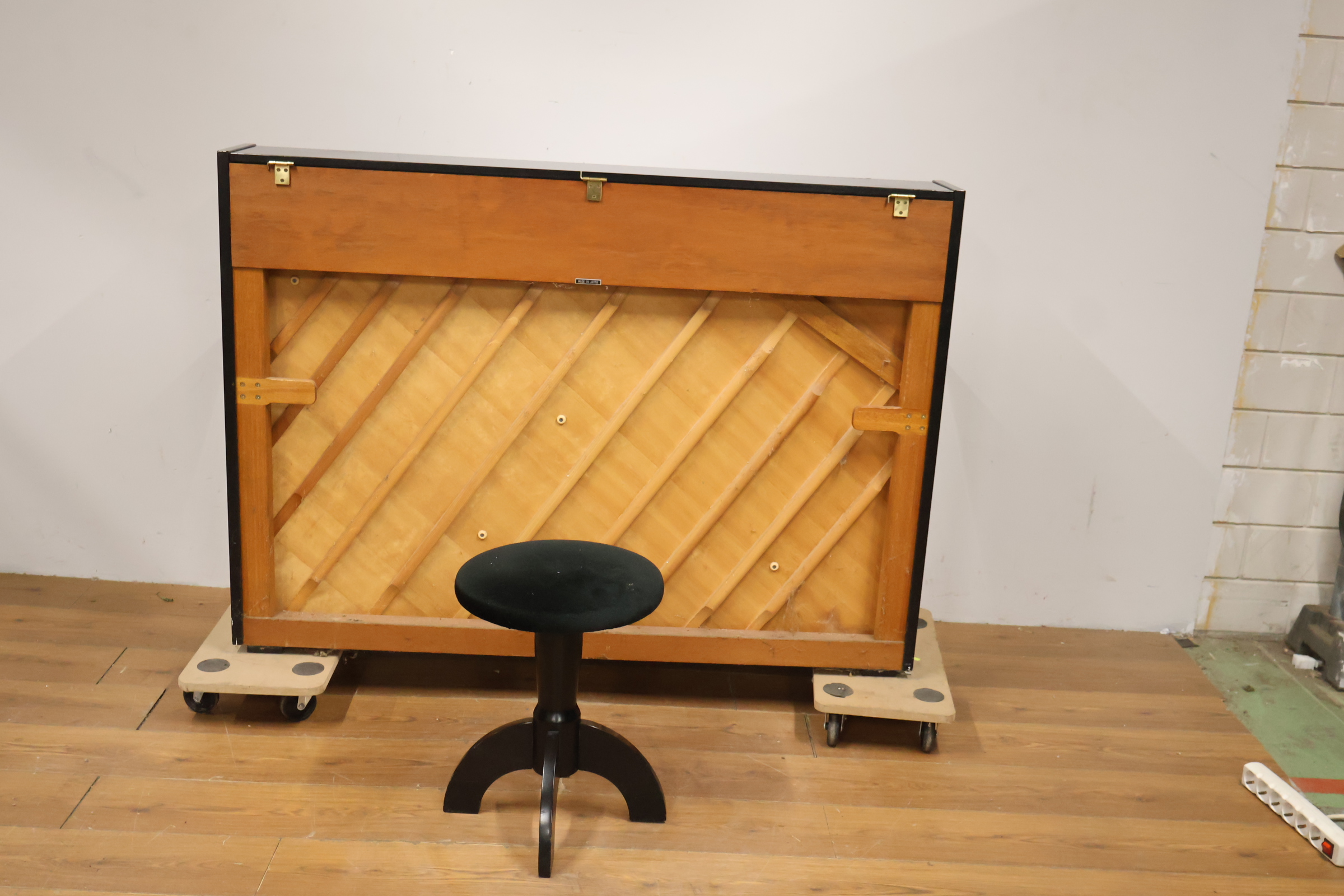 Kawai Piano met Kruk - Japan – foto 5 – kavel bij GSD Auctions, Zoeterwoude