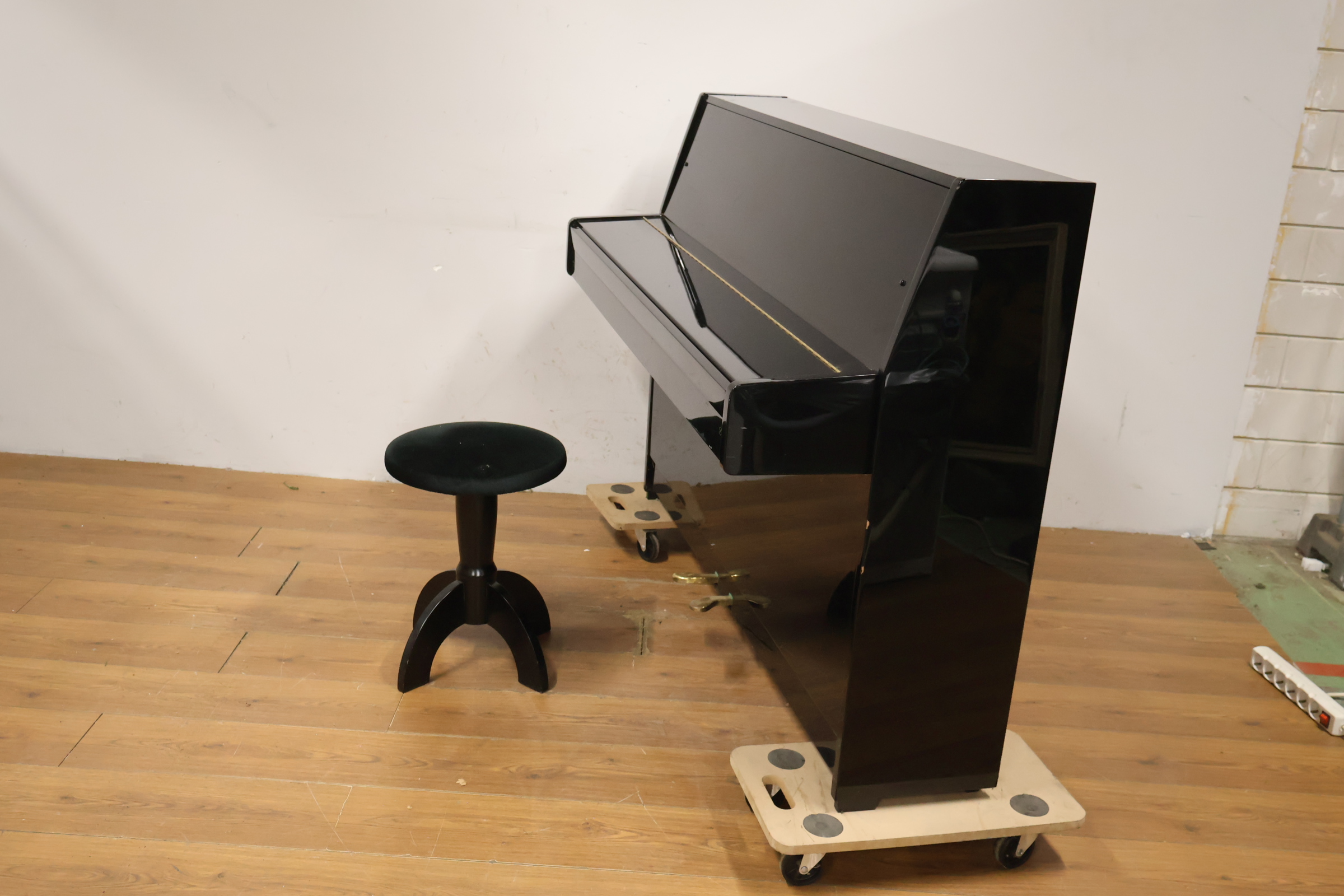 Kawai Piano met Kruk - Japan – foto 11 – kavel bij GSD Auctions, Zoeterwoude