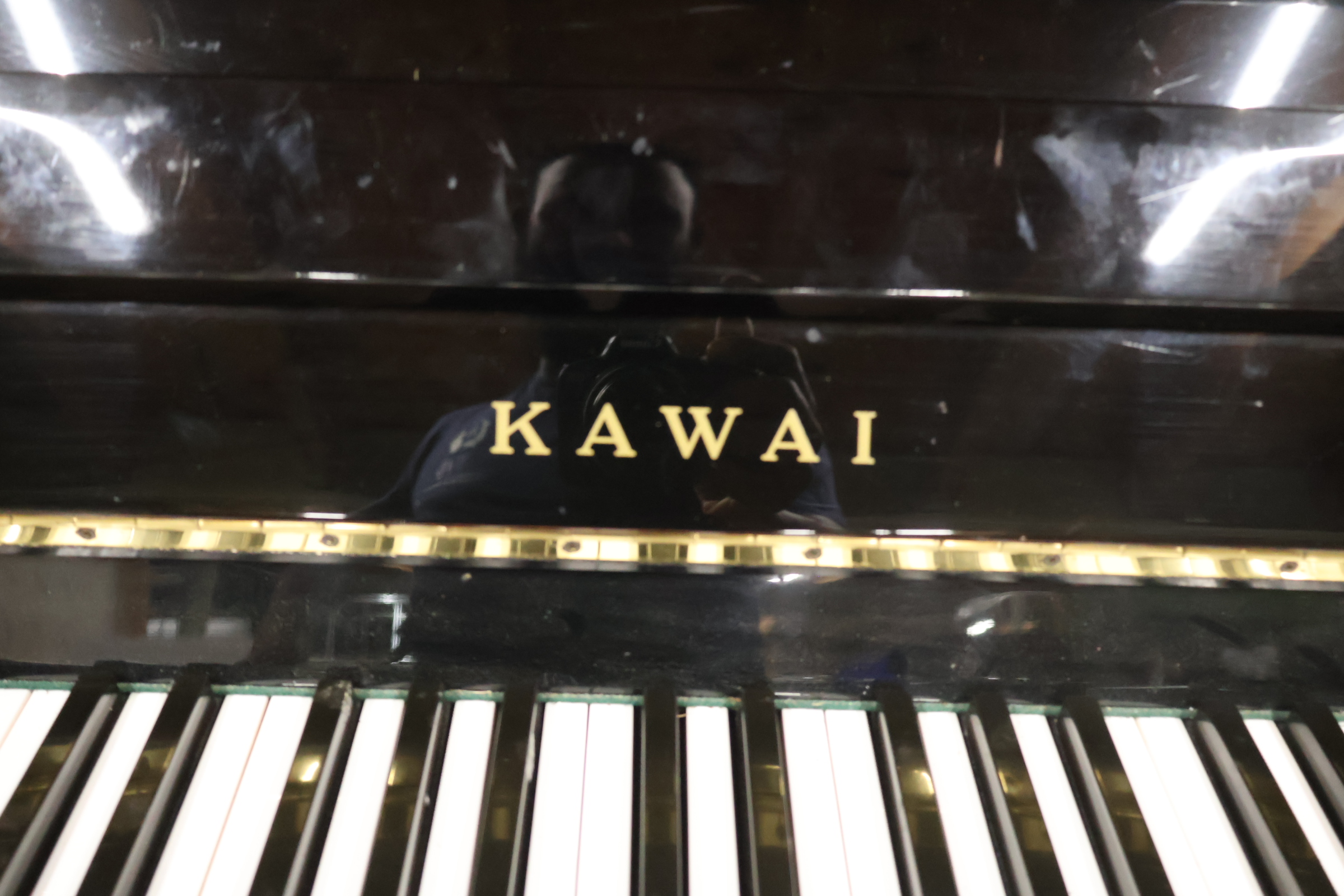 Kawai Piano met Kruk - Japan – foto 17 – kavel bij GSD Auctions, Zoeterwoude