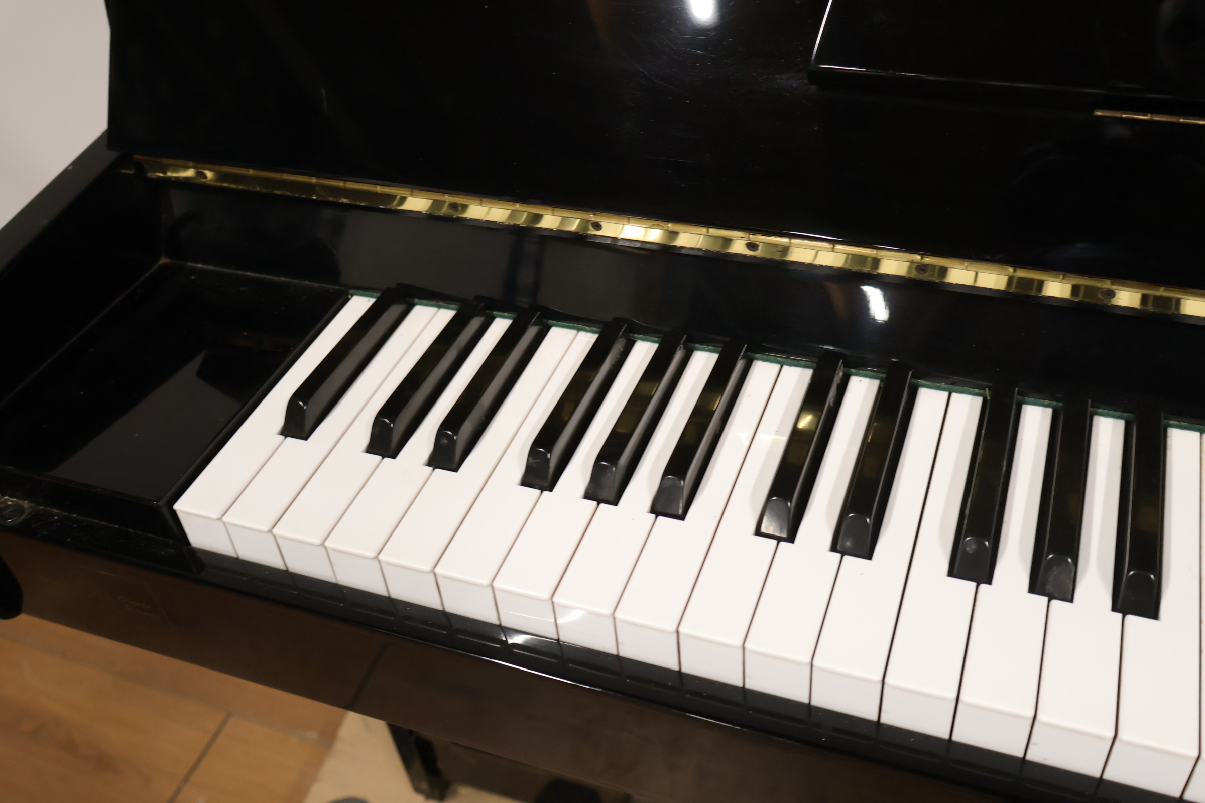 Kawai Piano met Kruk - Japan – foto 18 – kavel bij GSD Auctions, Zoeterwoude