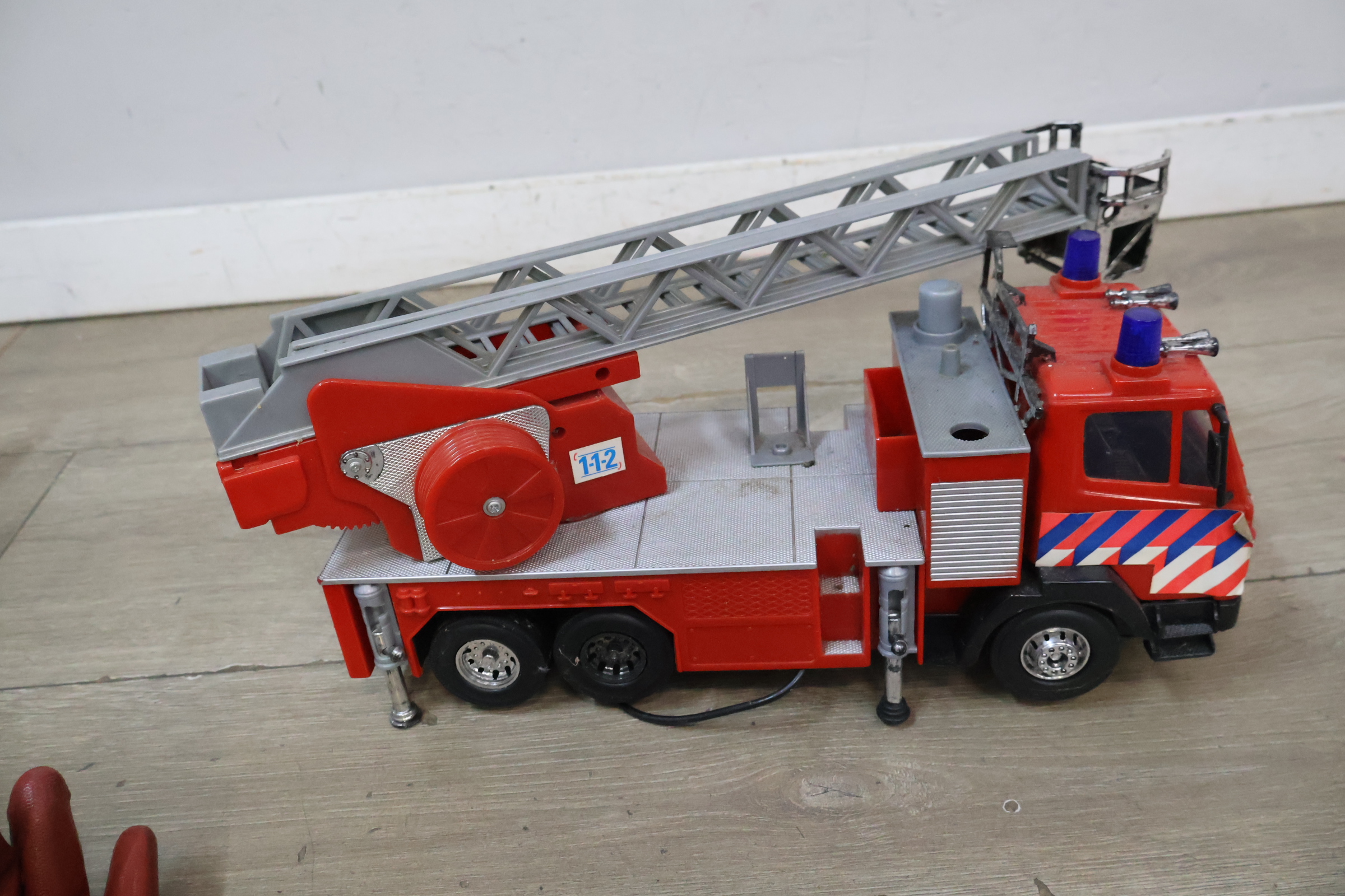 Speelgoed brandweerwagen – foto 16 – kavel bij GSD Auctions, Zoeterwoude