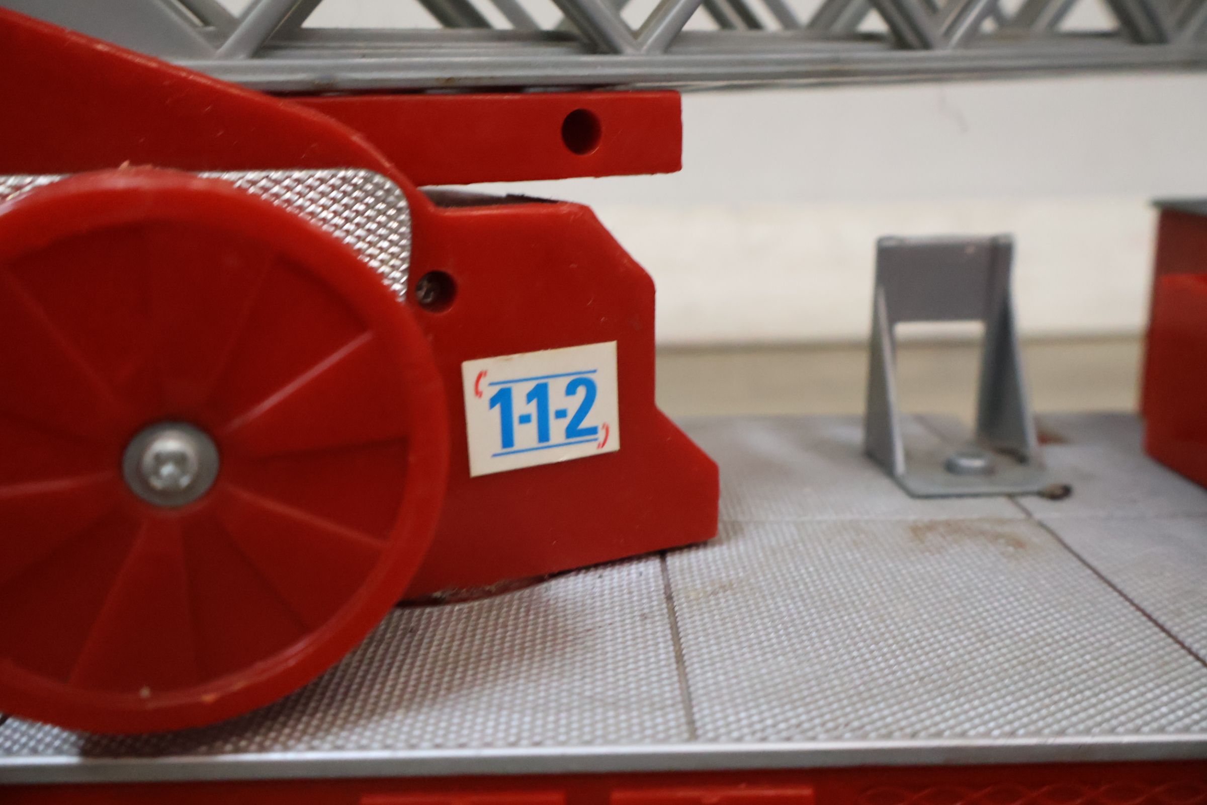 Speelgoed brandweerwagen – foto 17 – kavel bij GSD Auctions, Zoeterwoude