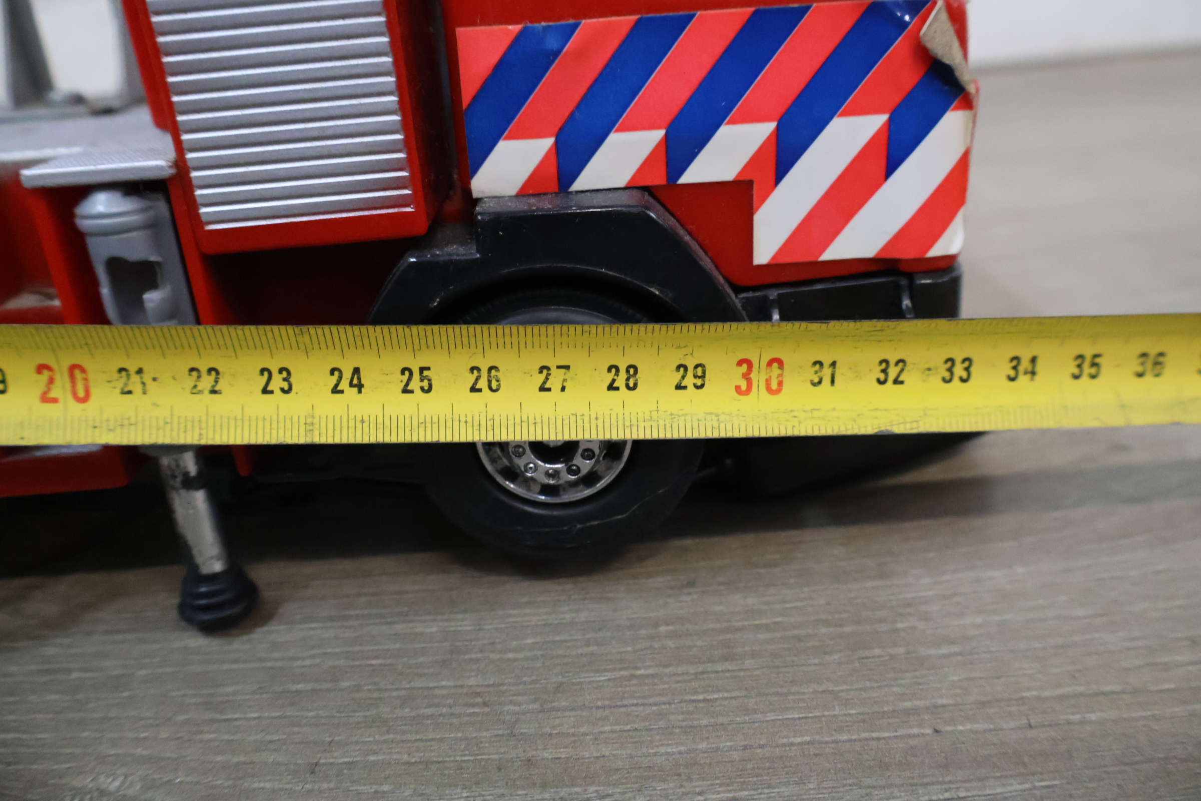 Speelgoed brandweerwagen – foto 18 – kavel bij GSD Auctions, Zoeterwoude
