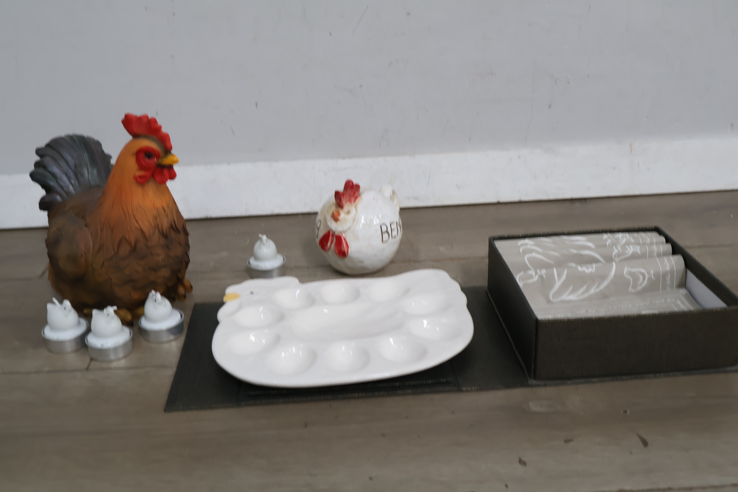 Kippen Ornamenten – foto 5 – kavel bij GSD Auctions, Zoeterwoude