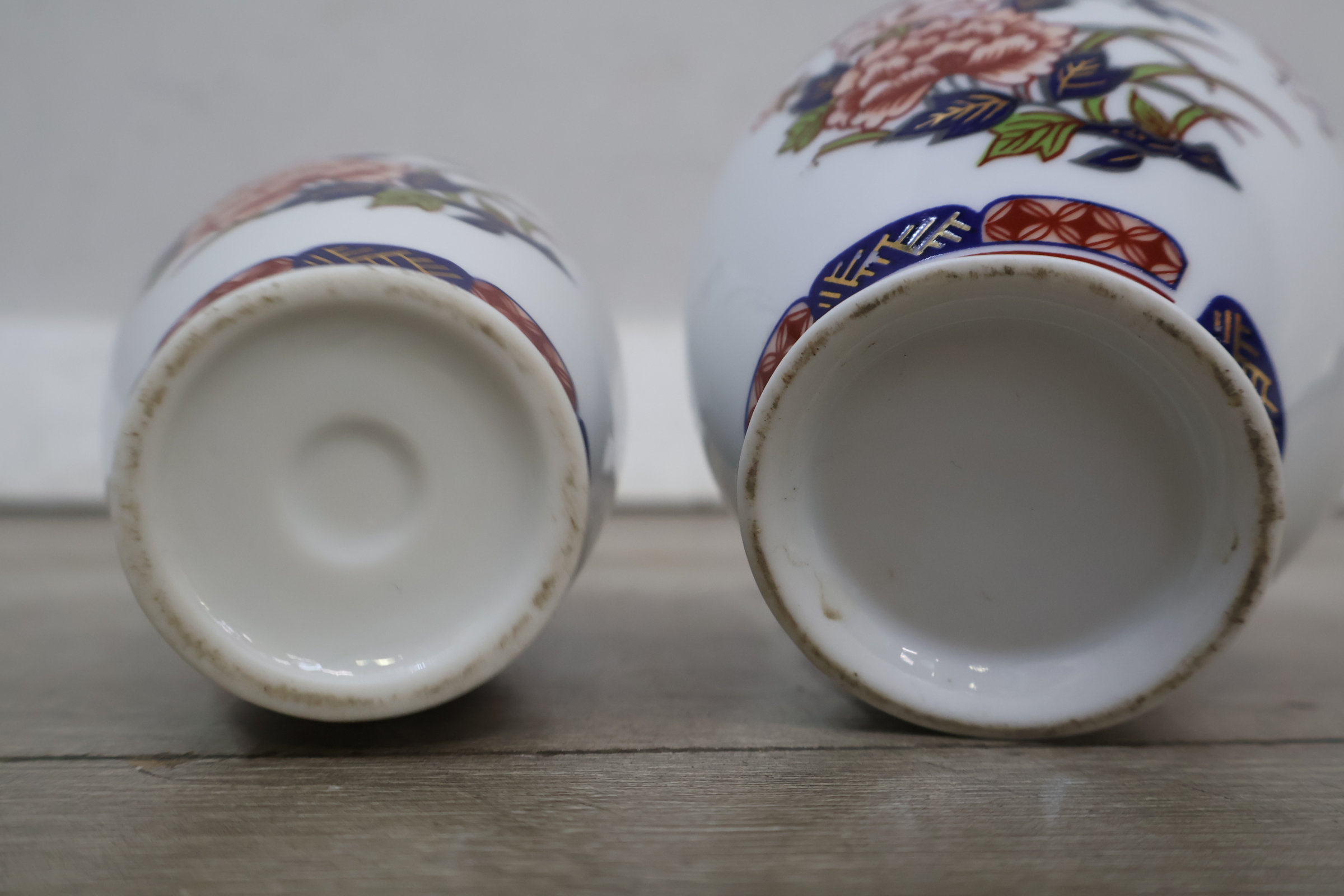 Set van 3 decoratieve keramieken vazen – foto 9 – kavel bij GSD Auctions, Zoeterwoude