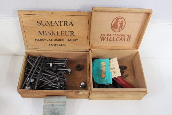 Diverse kleine gereedschap - Schroeven – foto 5 – kavel bij GSD Auctions, Zoeterwoude
