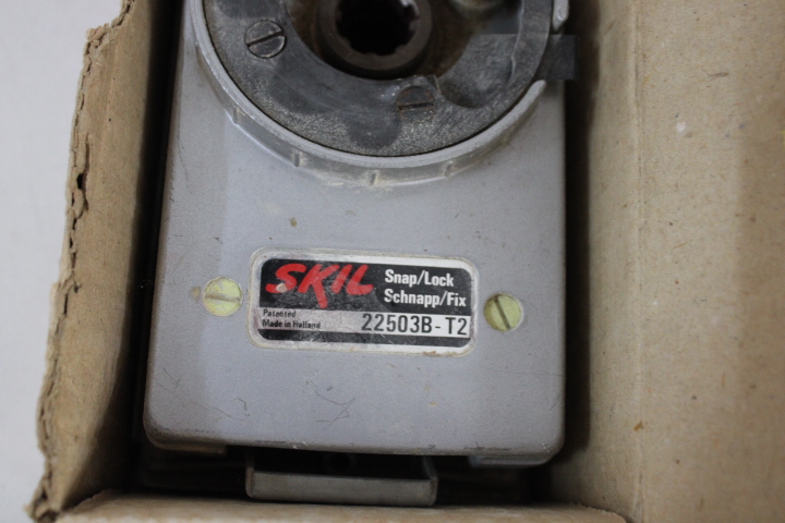 Diverse kleine gereedschap - Schroeven – foto 7 – kavel bij GSD Auctions, Zoeterwoude