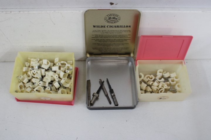 Diverse kleine gereedschap - Schroeven – foto 9 – kavel bij GSD Auctions, Zoeterwoude