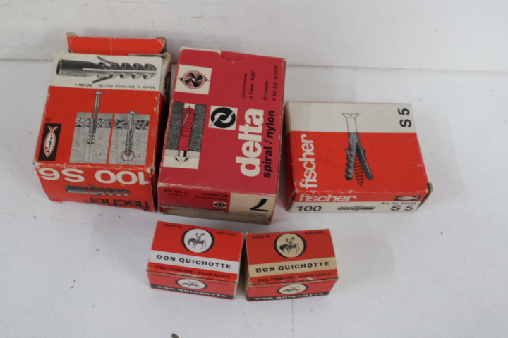 Diverse kleine gereedschap - Schroeven – foto 10 – kavel bij GSD Auctions, Zoeterwoude