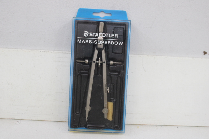 Diverse kleine gereedschap - Schroeven – foto 20 – kavel bij GSD Auctions, Zoeterwoude