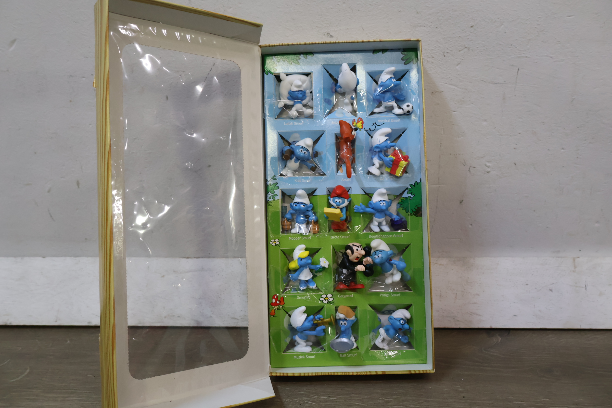 Set van 12 De Smurfen Figuren in Doos – foto 3 – kavel bij GSD Auctions, Zoeterwoude