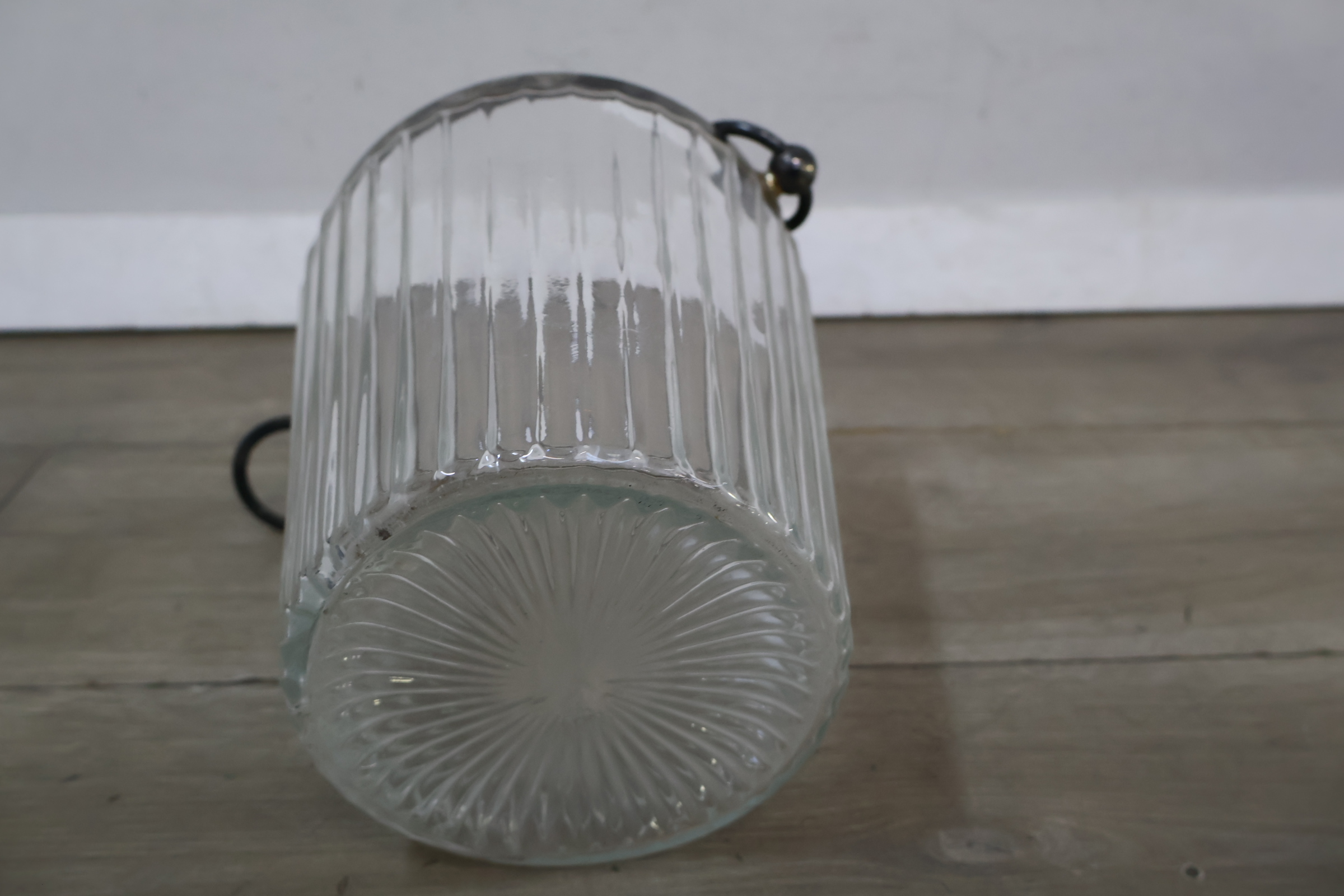 Glazen ijsemmer met metalen rand – foto 8 – kavel bij GSD Auctions, Zoeterwoude