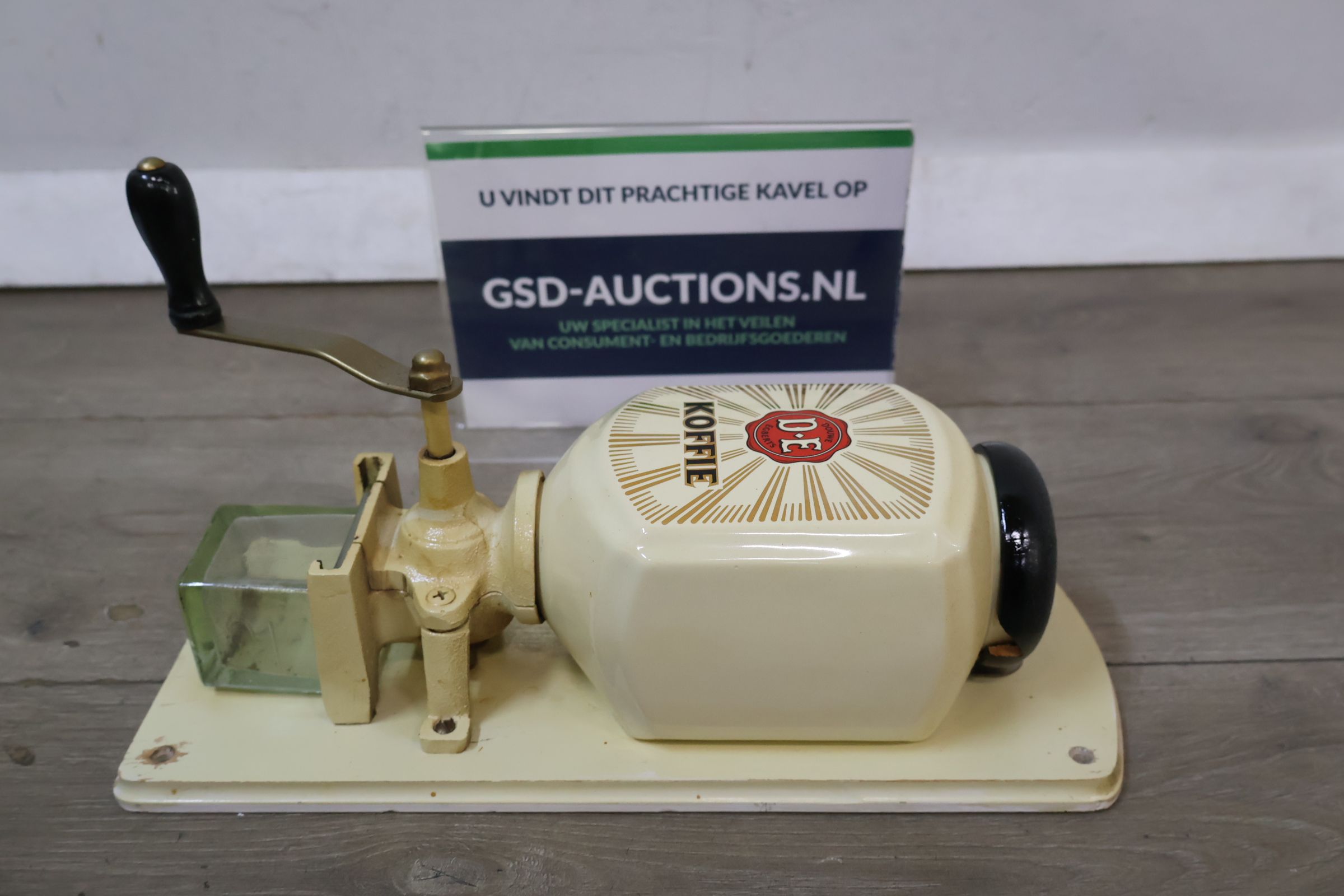 Douwe Egberts Koffiemolen – foto 2 – kavel bij GSD Auctions, Zoeterwoude