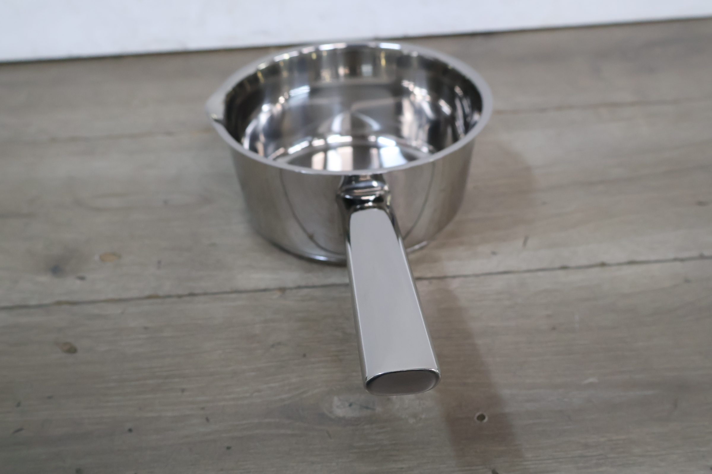 Vivo Villeroy & Boch Rvs Steelpan – foto 7 – kavel bij GSD Auctions, Zoeterwoude
