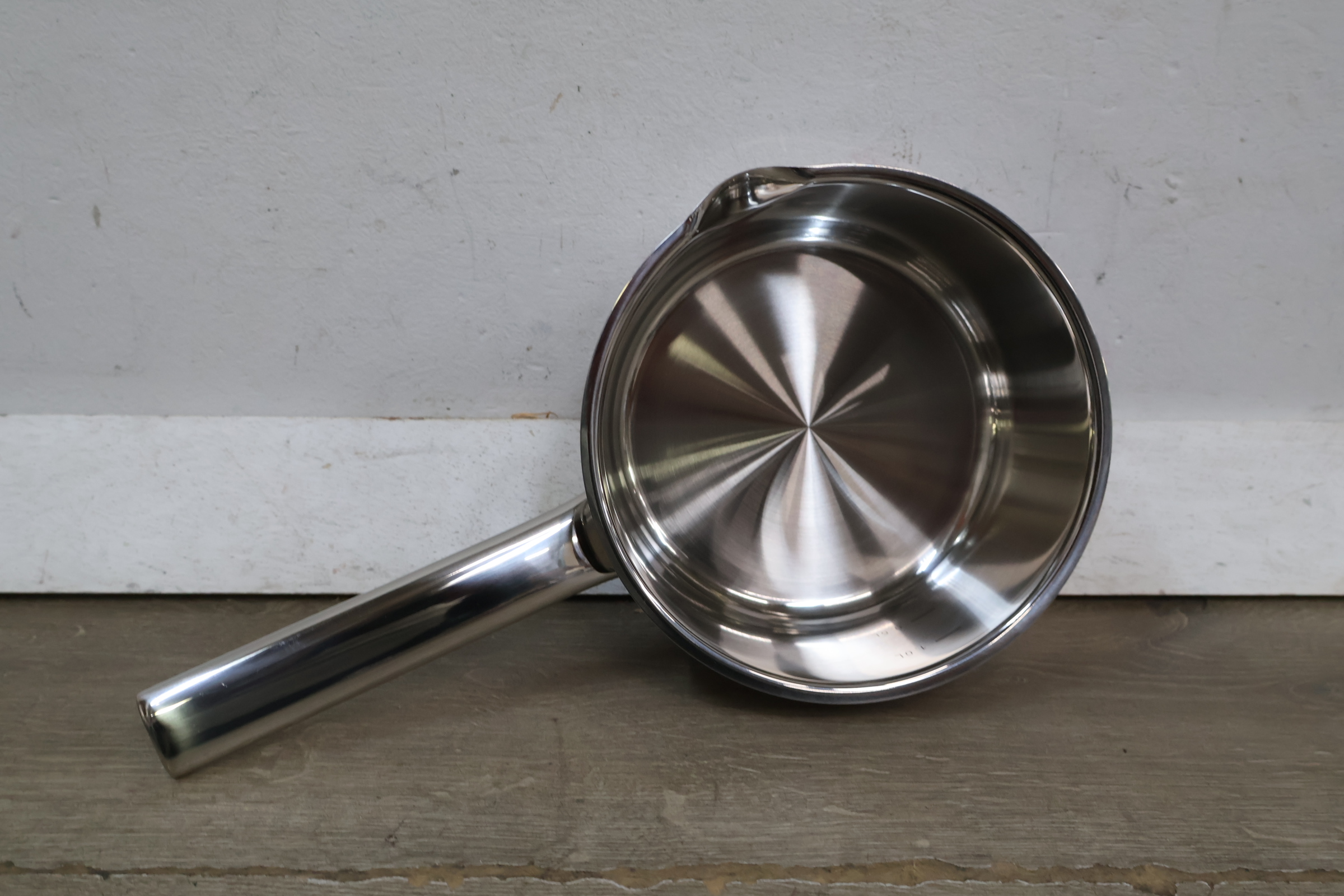 Vivo Villeroy & Boch Rvs Steelpan – foto 9 – kavel bij GSD Auctions, Zoeterwoude