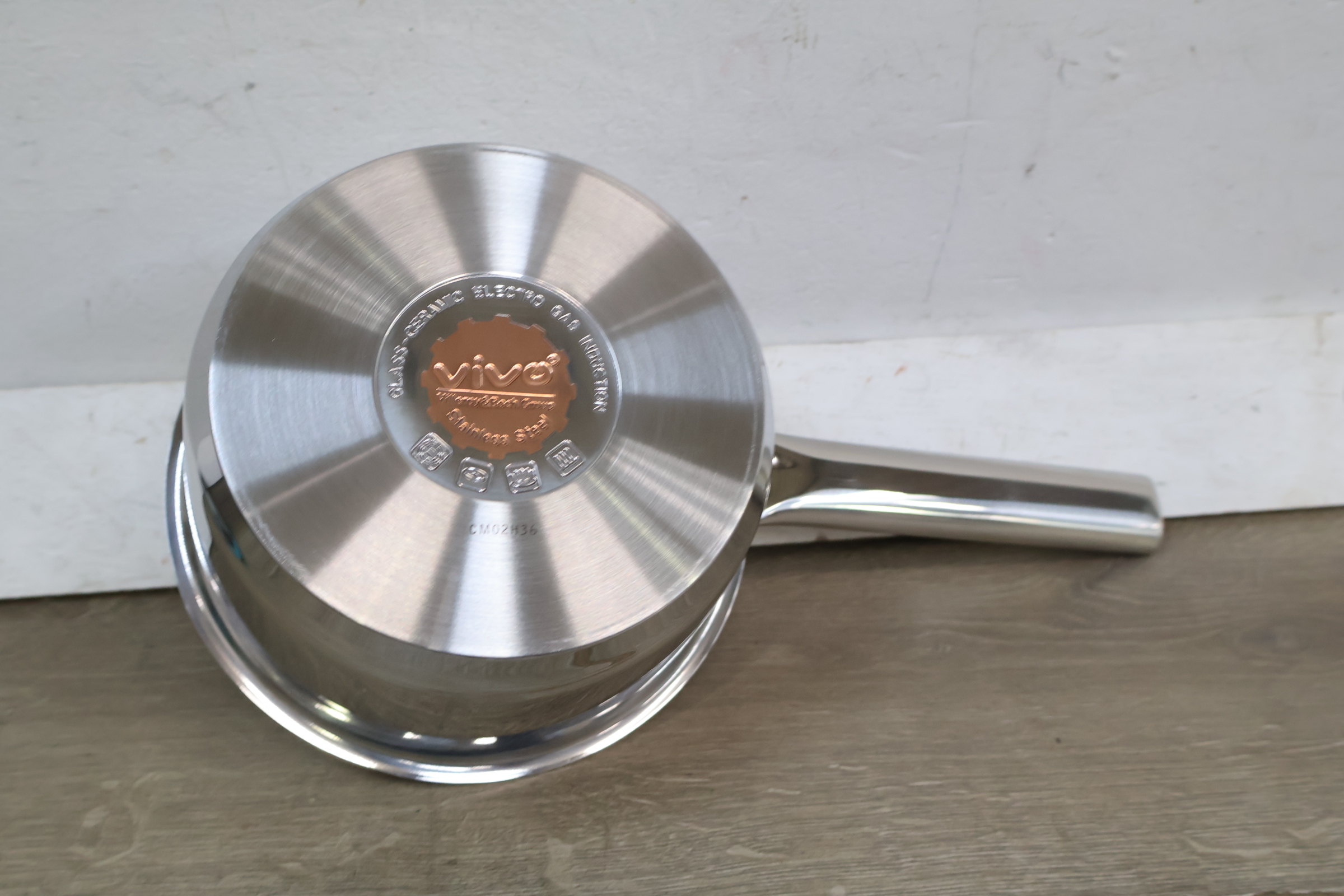 Vivo Villeroy & Boch Rvs Steelpan – foto 11 – kavel bij GSD Auctions, Zoeterwoude