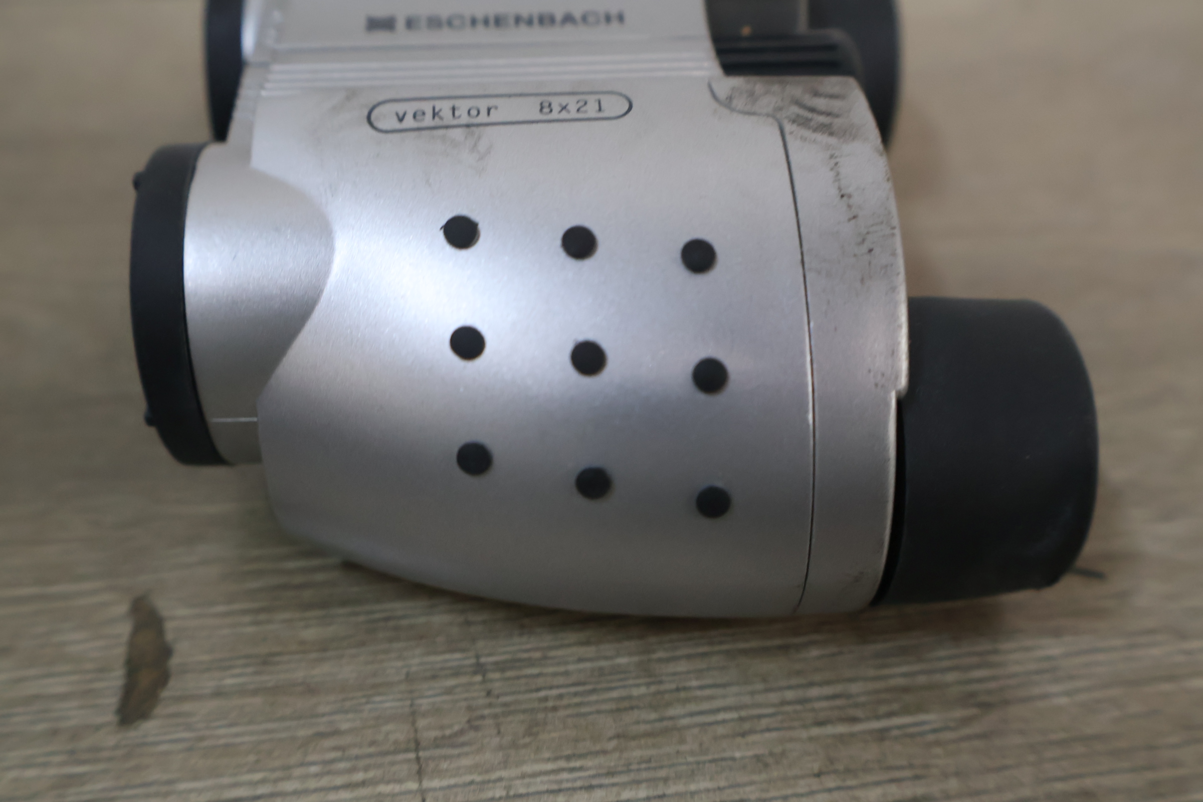 Bresser verrekijker vector 8x21 – foto 8 – kavel bij GSD Auctions, Zoeterwoude