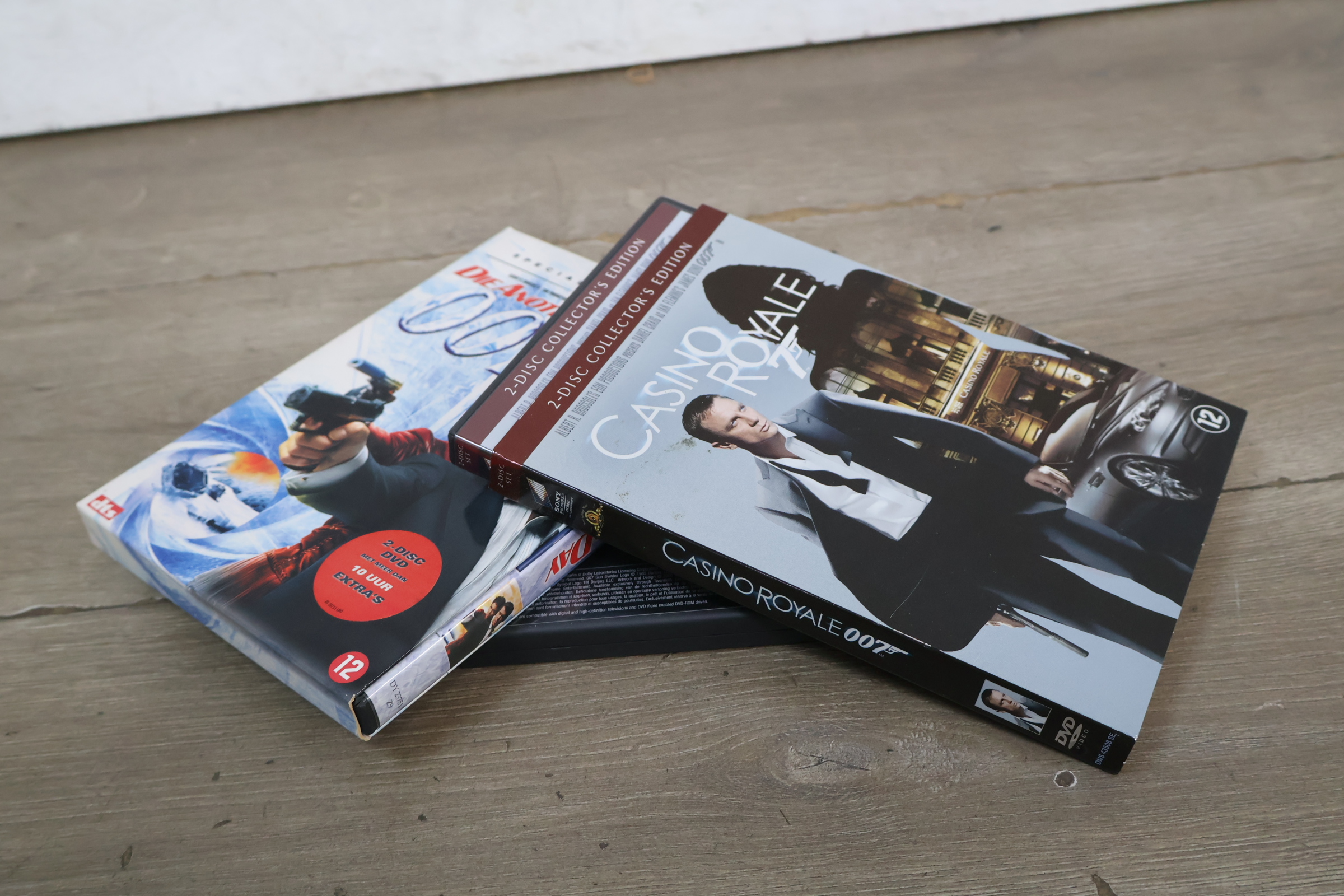James Bond 007 DVD collector's set – foto 4 – kavel bij GSD Auctions, Zoeterwoude