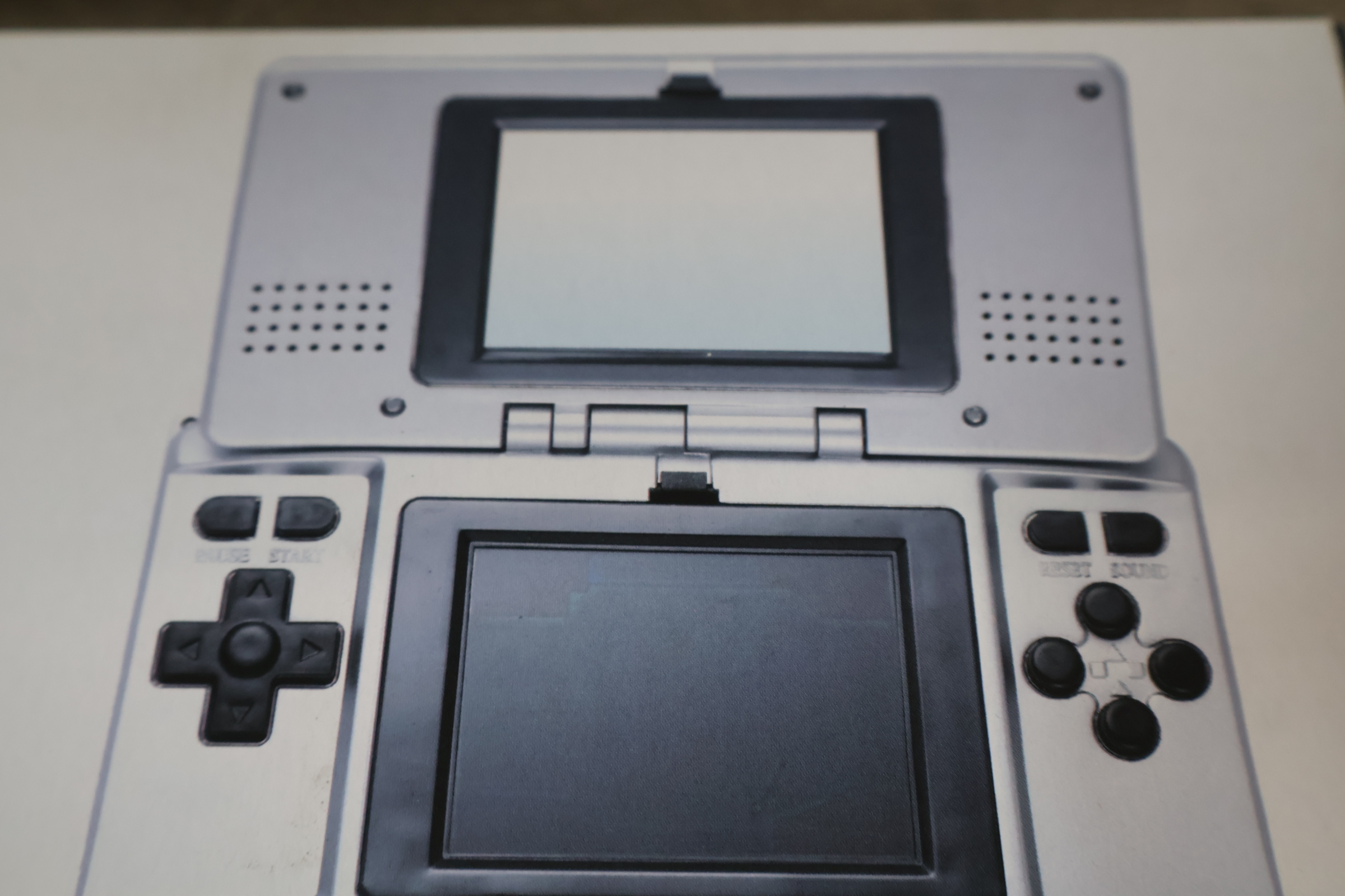 NEO Double Games handheld gameconsole – foto 4 – kavel bij GSD Auctions, Zoeterwoude