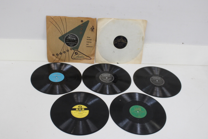 Set van 7 vintage Bakeliet grammofoonplaten – foto 4 – kavel bij GSD Auctions, Zoeterwoude
