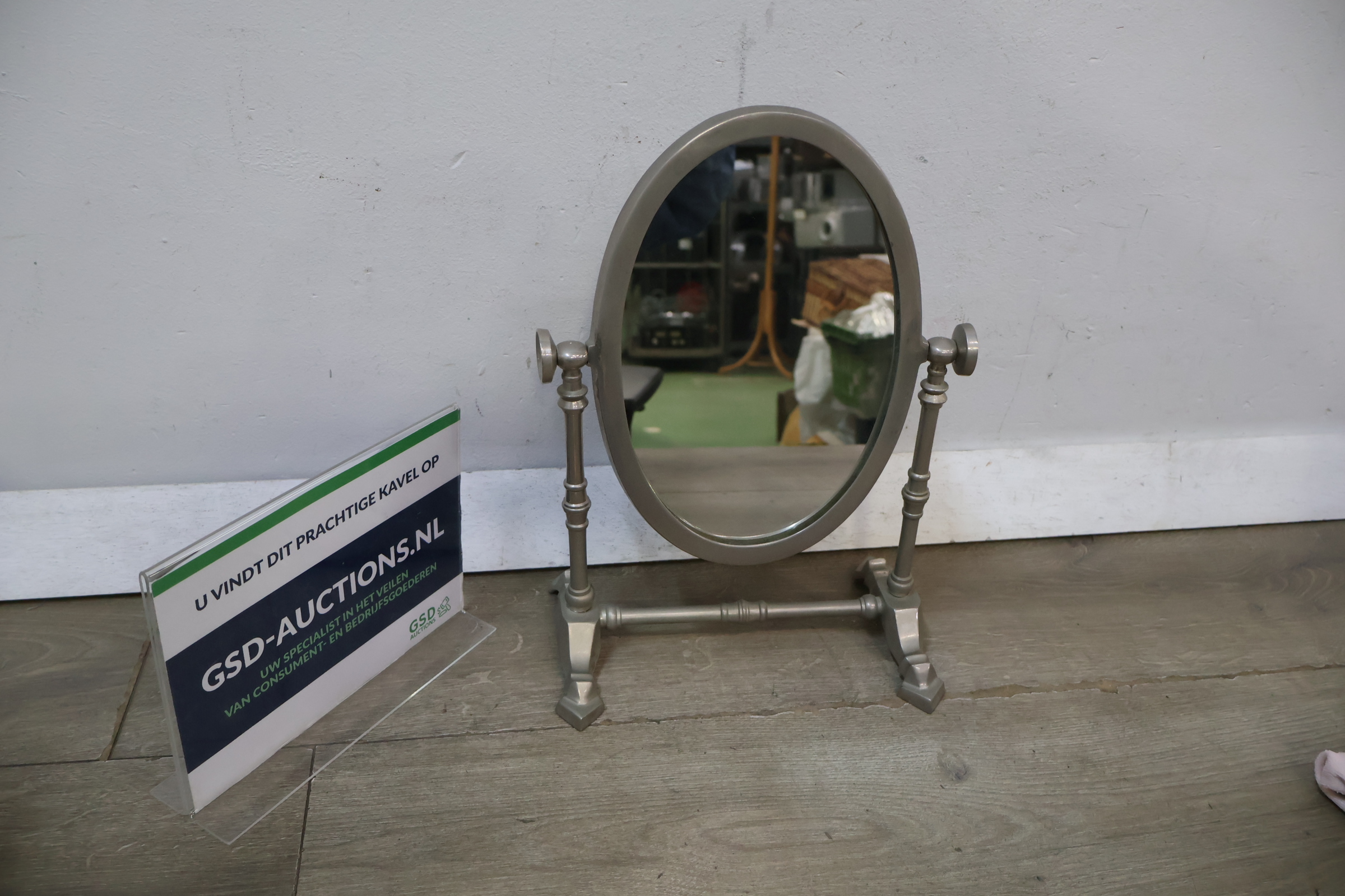 Tafelspiegel met metalen frame – foto 2 – kavel bij GSD Auctions, Zoeterwoude