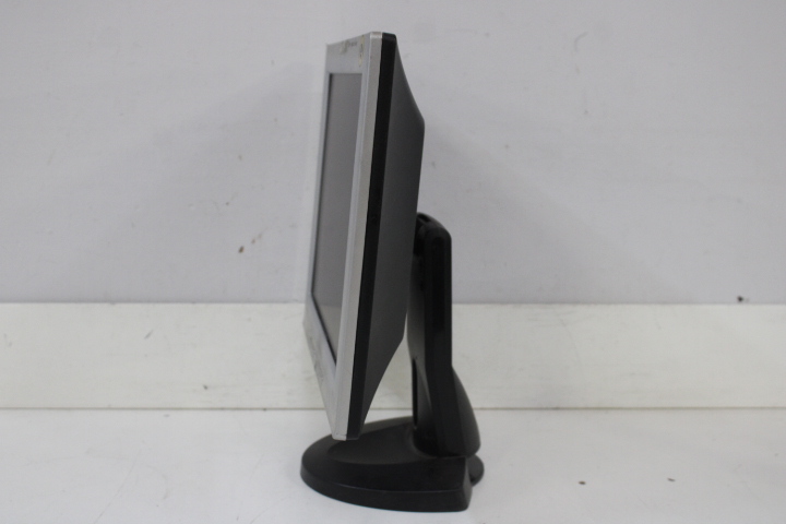Samtron SyncMaster 51s computerscherm – foto 8 – kavel bij GSD Auctions, Zoeterwoude