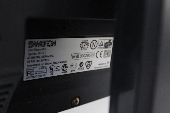 Samtron SyncMaster 51s computerscherm – foto 11 – kavel bij GSD Auctions, Zoeterwoude