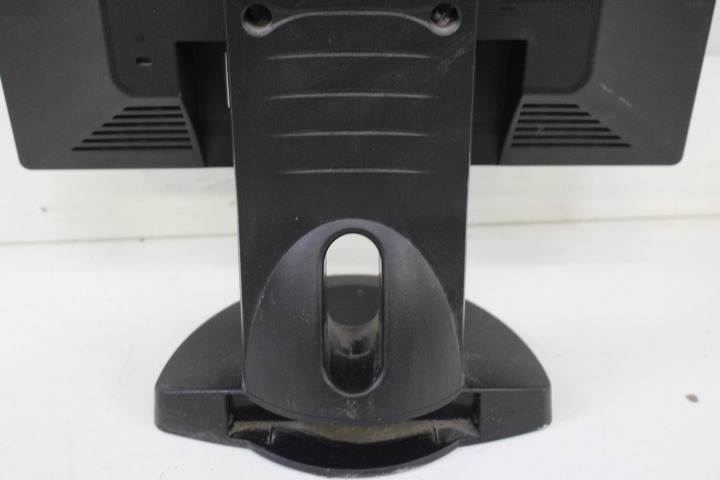 Samtron SyncMaster 51s computerscherm – foto 12 – kavel bij GSD Auctions, Zoeterwoude