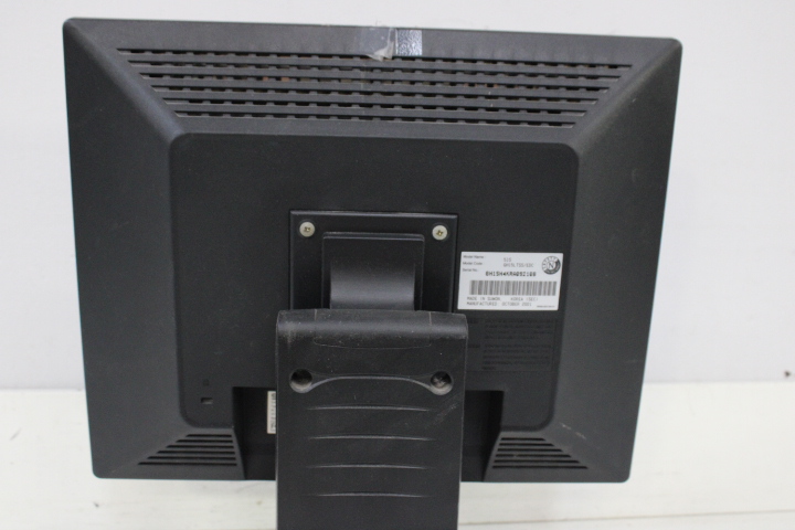 Samtron SyncMaster 51s computerscherm – foto 13 – kavel bij GSD Auctions, Zoeterwoude