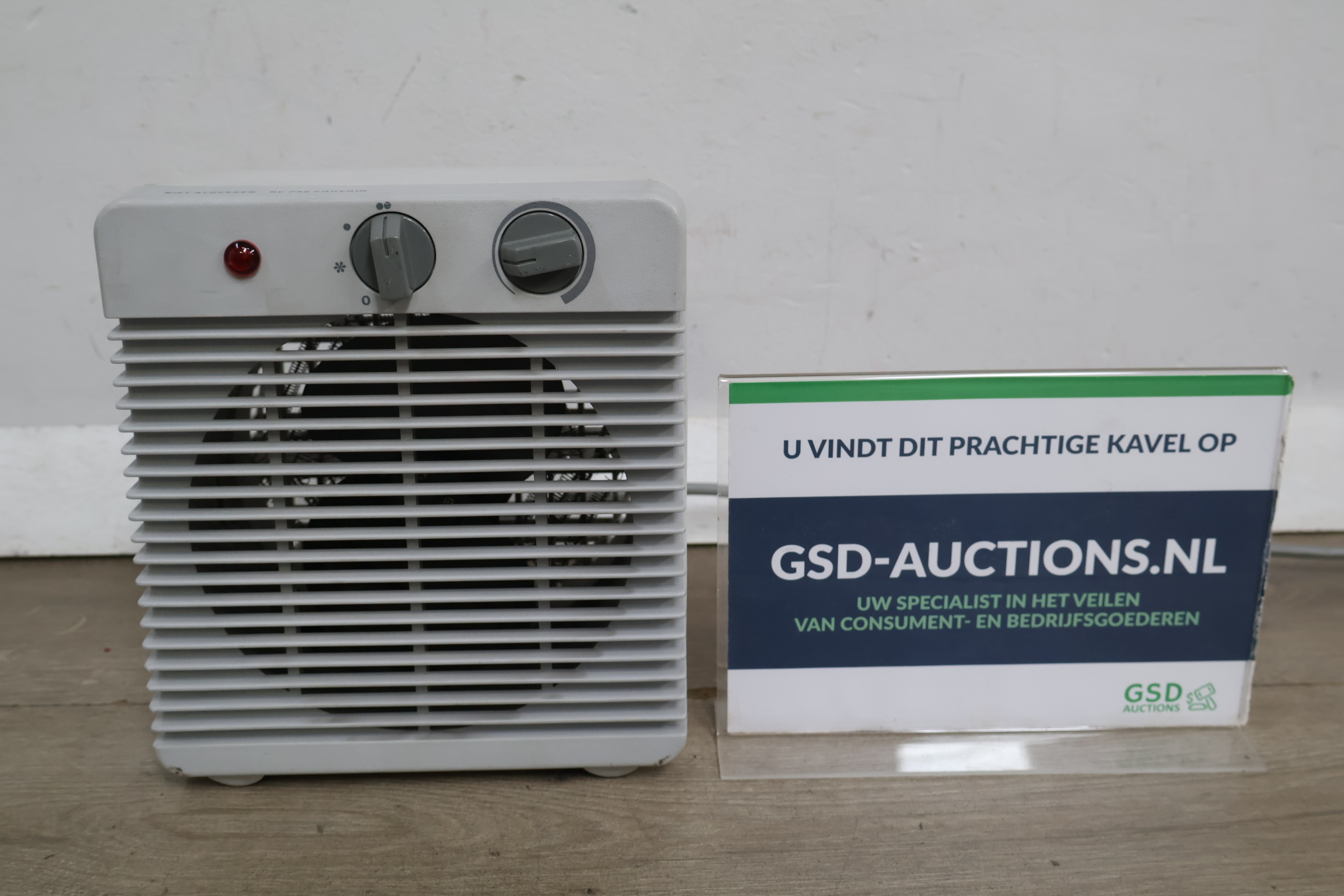 Elektrische ventilator kachel wit – kavel bij GSD Auctions, Zoeterwoude