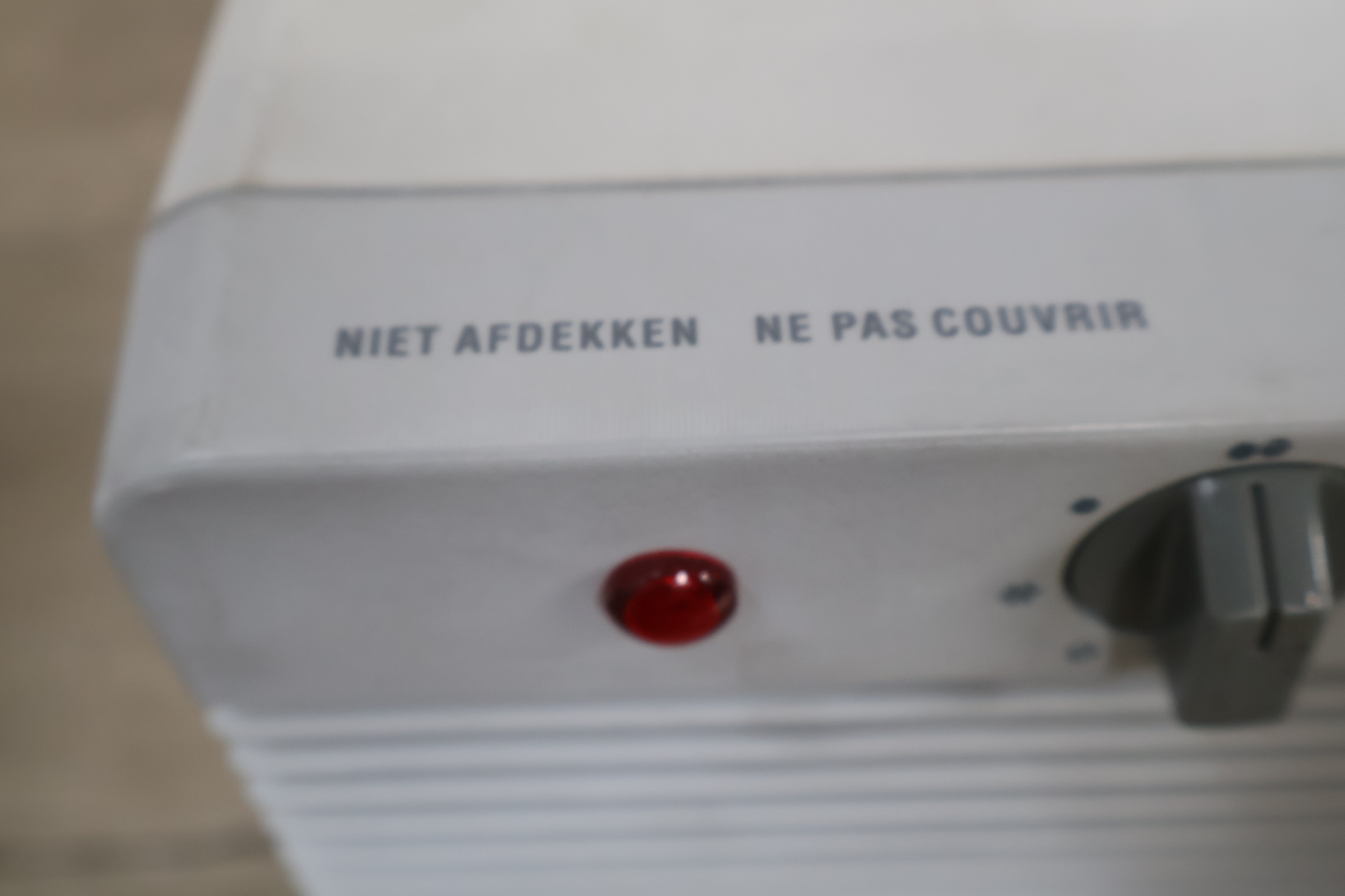 Elektrische ventilator kachel wit – foto 10 – kavel bij GSD Auctions, Zoeterwoude