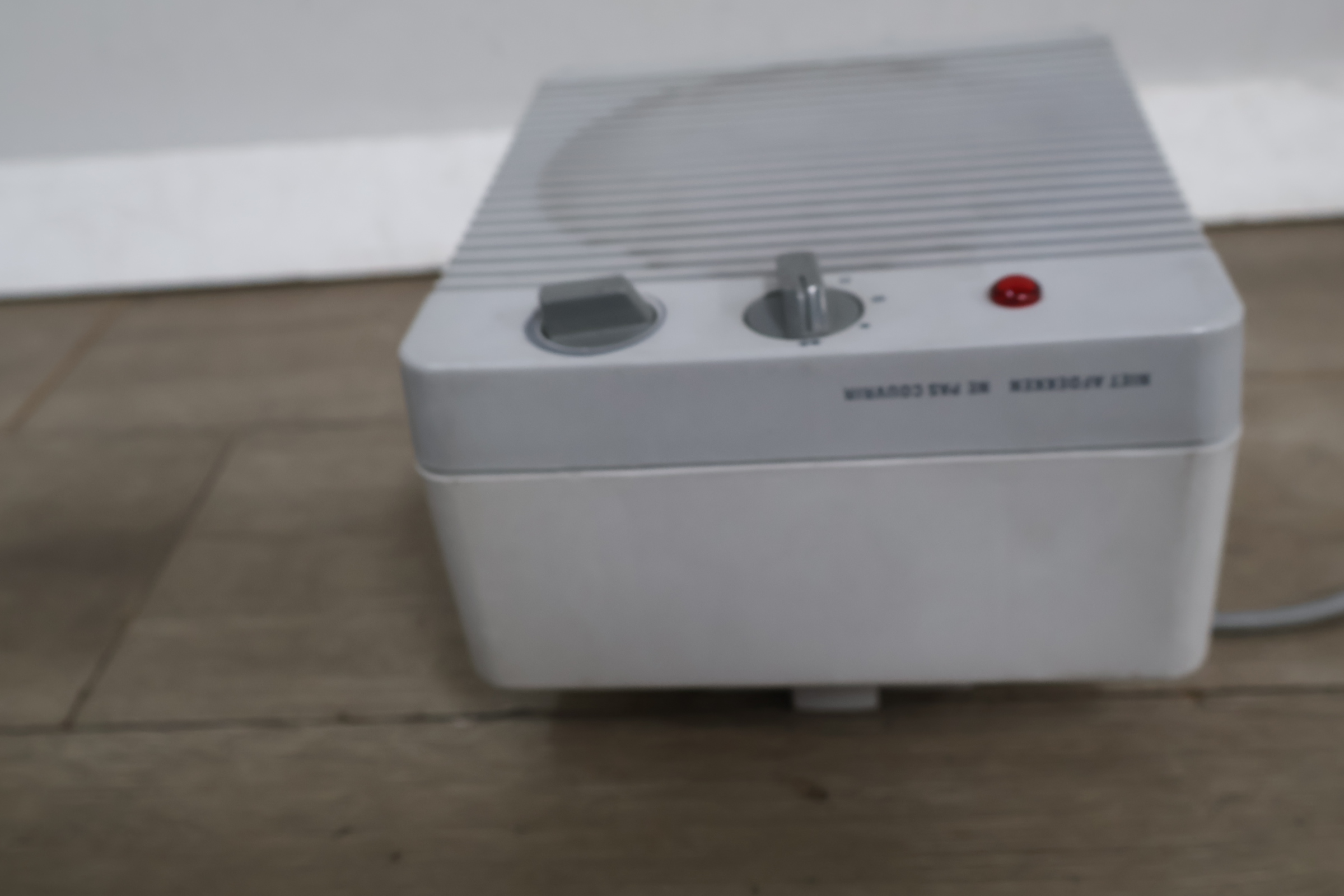 Elektrische ventilator kachel wit – foto 13 – kavel bij GSD Auctions, Zoeterwoude