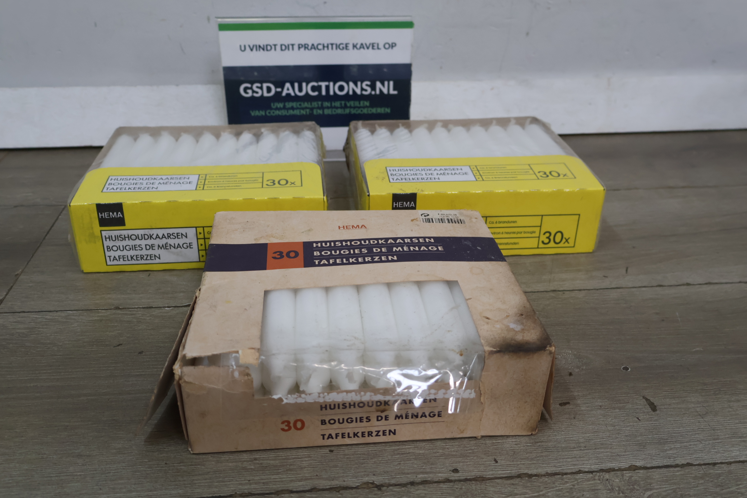 Hema huishoudkaarsen, 3 dozen van 30 stuks – foto 2 – kavel bij GSD Auctions, Zoeterwoude