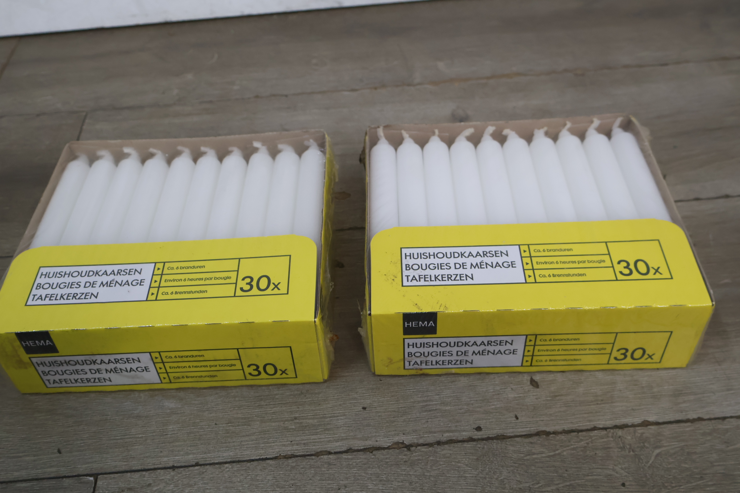 Hema huishoudkaarsen, 3 dozen van 30 stuks – foto 6 – kavel bij GSD Auctions, Zoeterwoude
