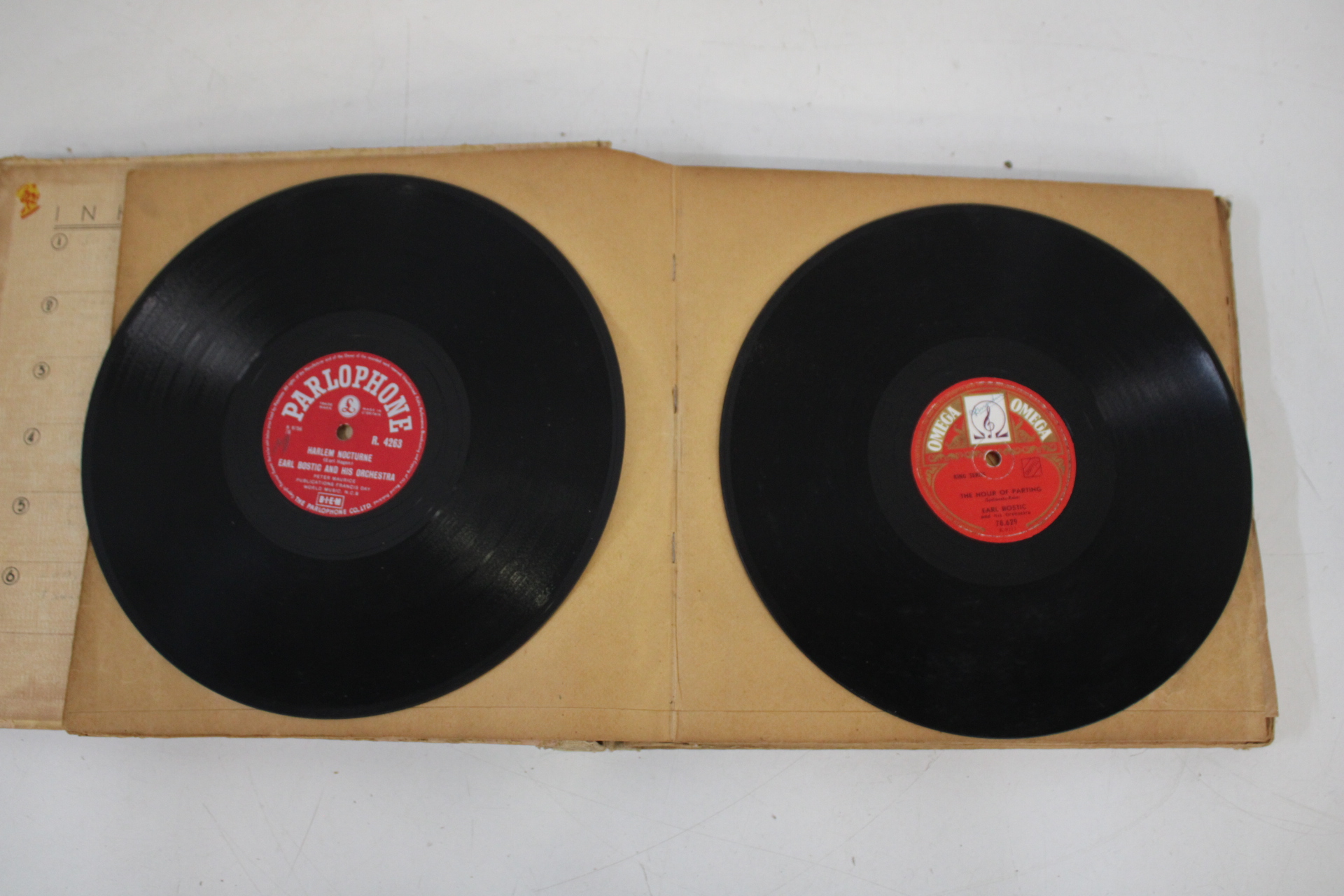Oude bundel bakeliet platen – foto 7 – kavel bij GSD Auctions, Zoeterwoude