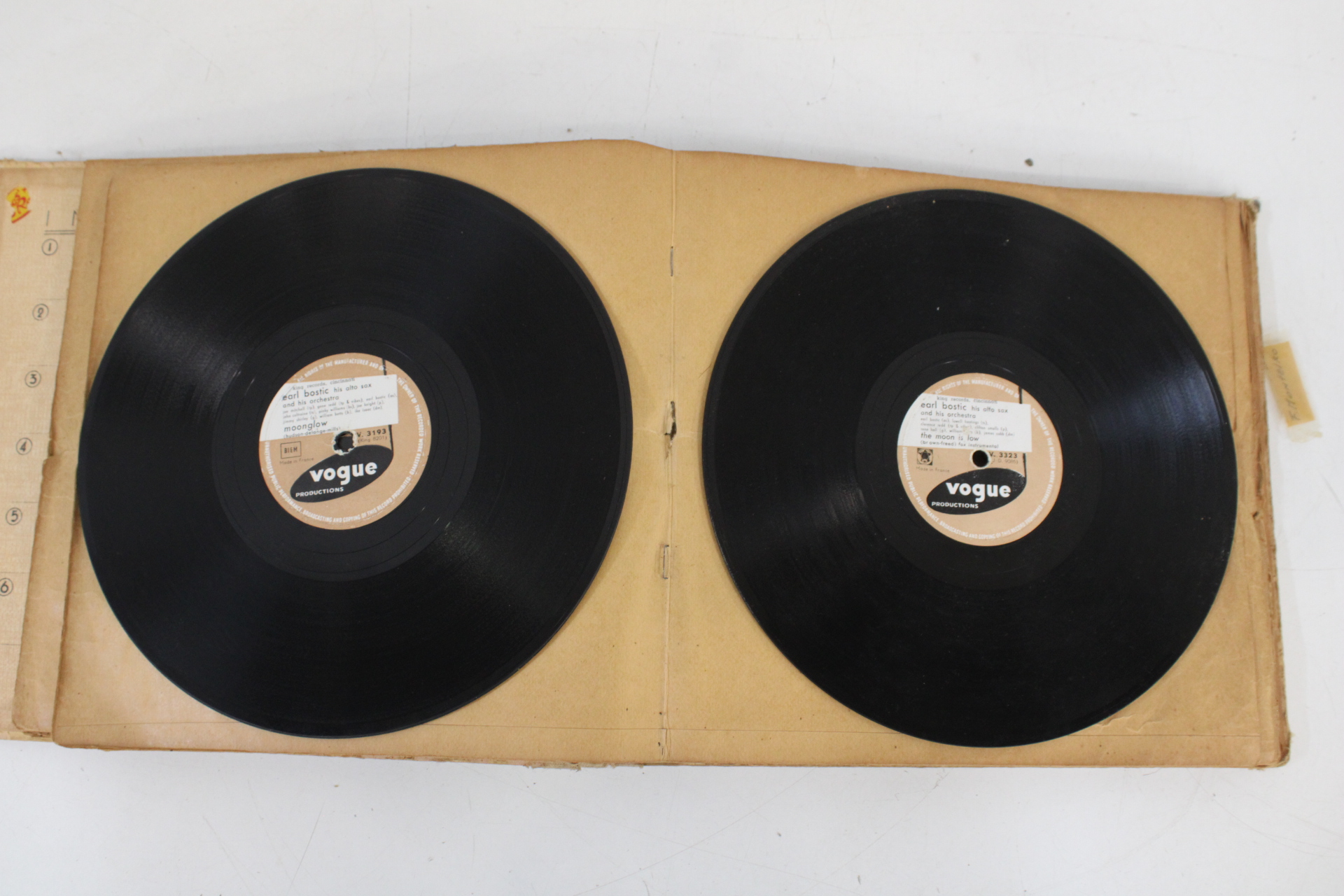 Oude bundel bakeliet platen – foto 9 – kavel bij GSD Auctions, Zoeterwoude