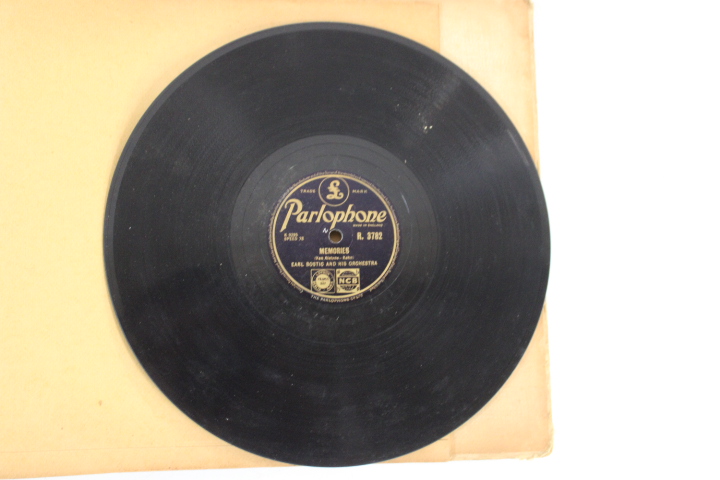Oude bundel bakeliet platen – foto 15 – kavel bij GSD Auctions, Zoeterwoude