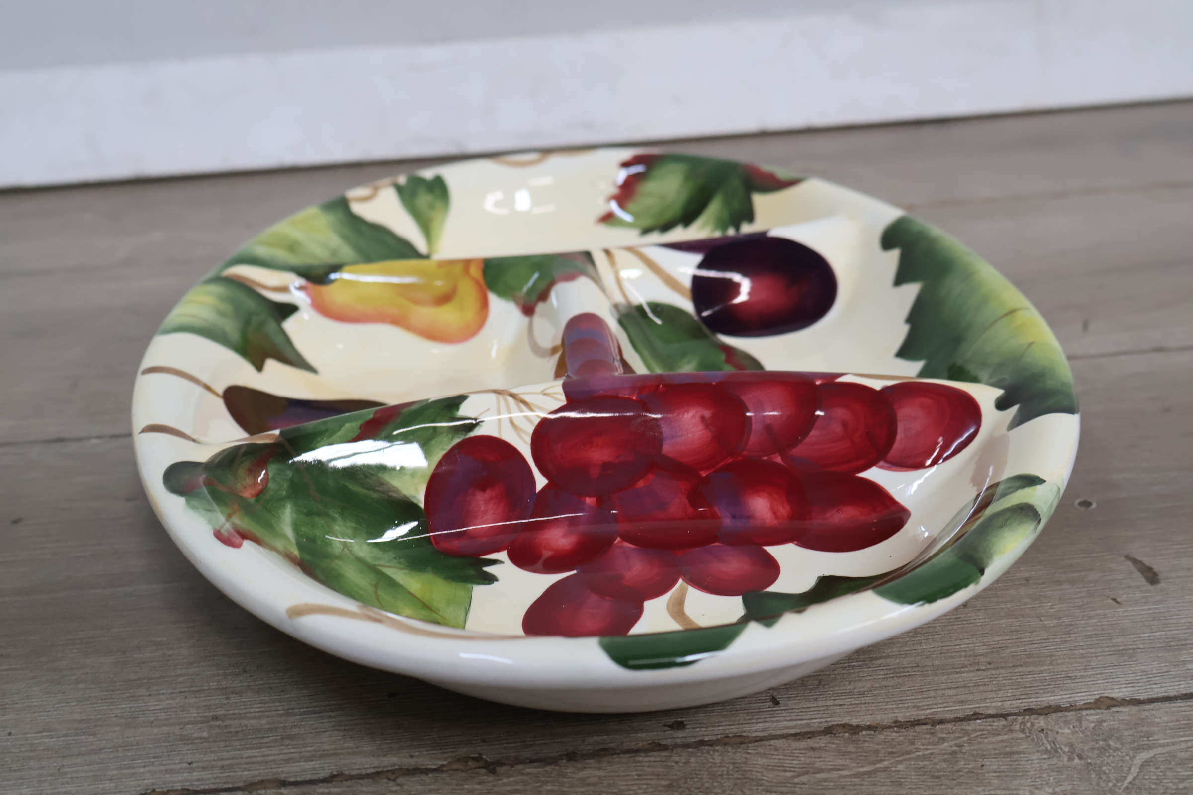 Decoratieve keramische Borrelschaal – foto 12 – kavel bij GSD Auctions, Zoeterwoude
