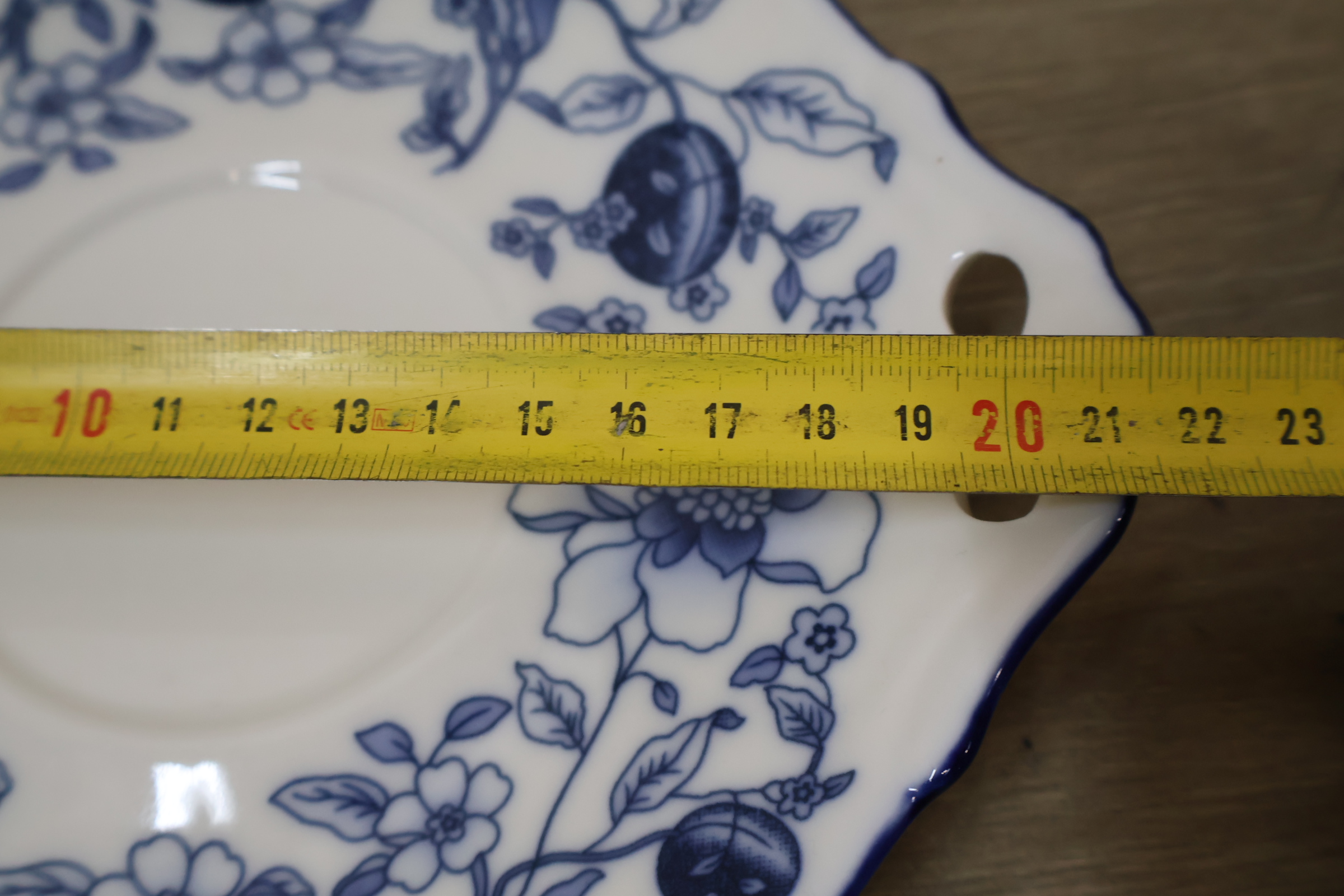 Keramische dekschaal – foto 12 – kavel bij GSD Auctions, Zoeterwoude