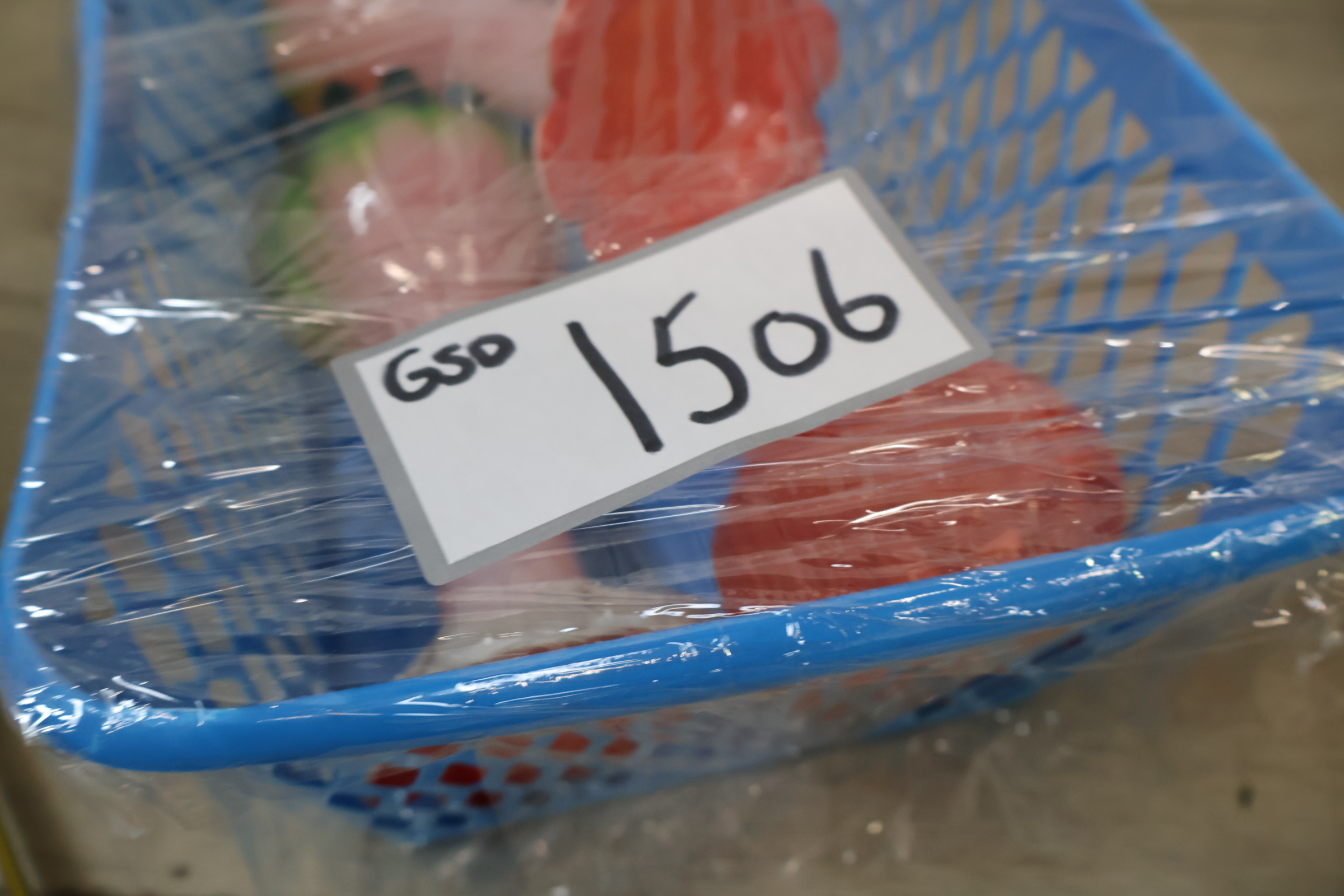 Set van drie glazen vazen – foto 17 – kavel bij GSD Auctions, Zoeterwoude