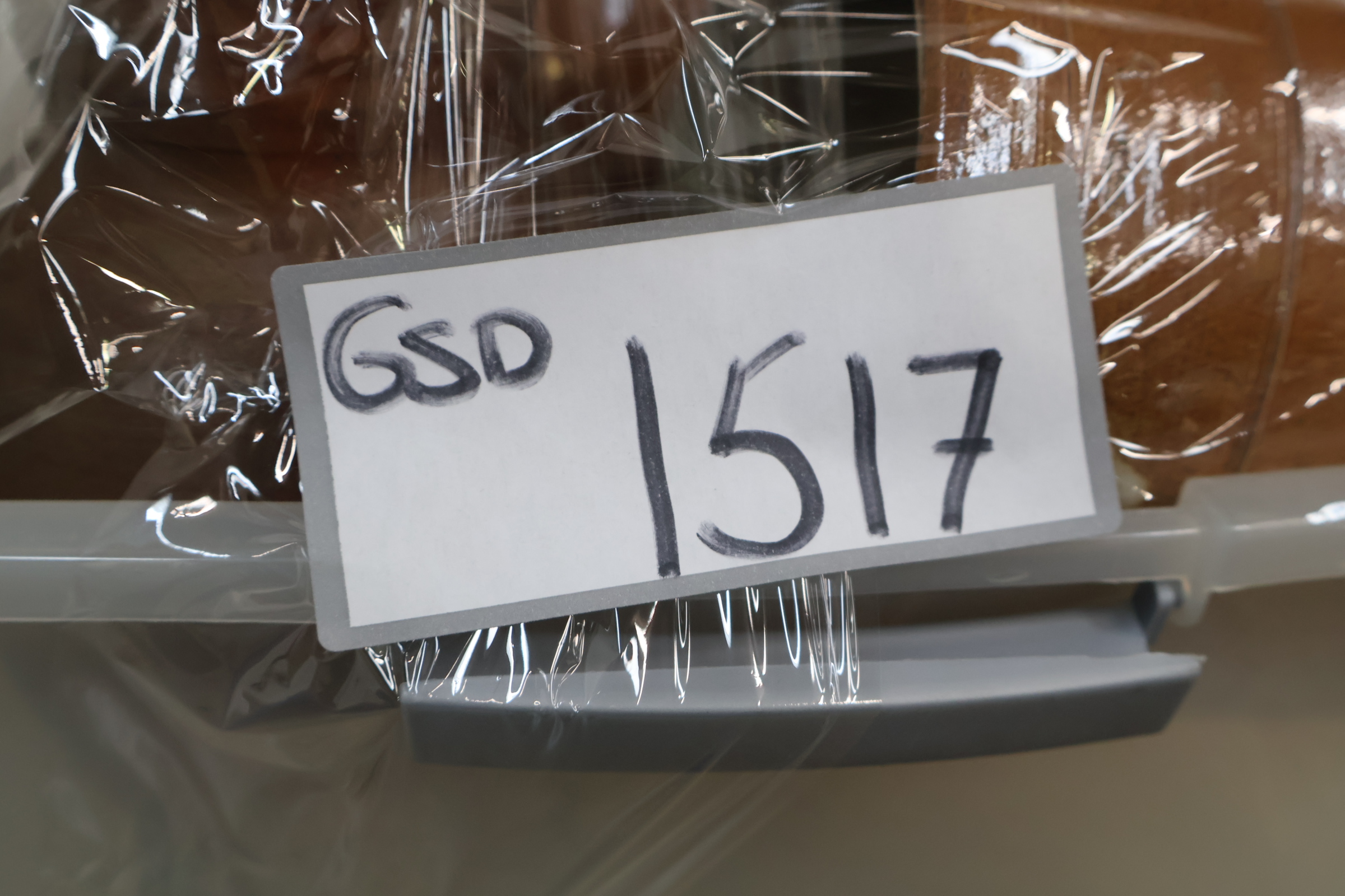 Set van 4 bruine aardewerk potten – foto 20 – kavel bij GSD Auctions, Zoeterwoude